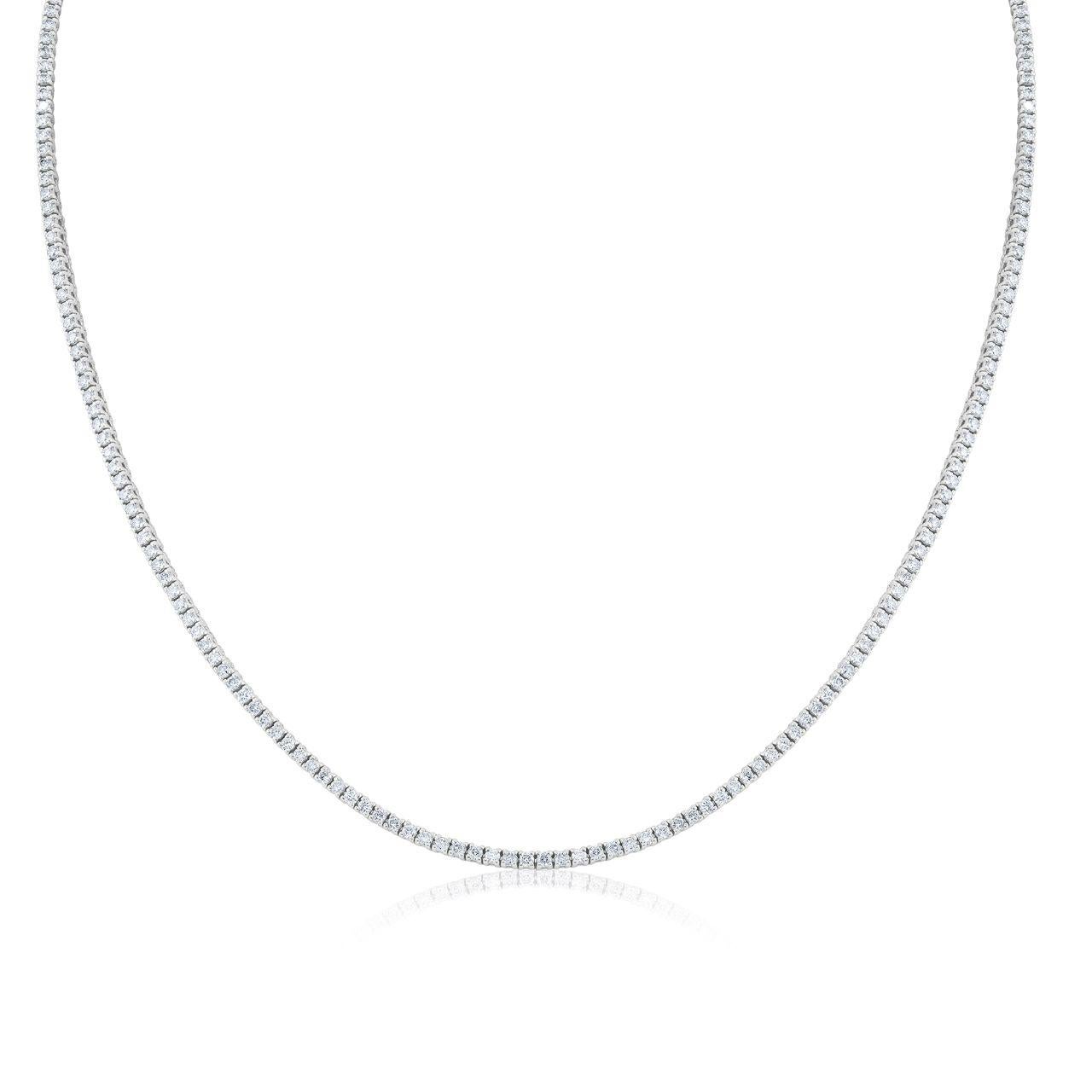 14 kt white gold, 16