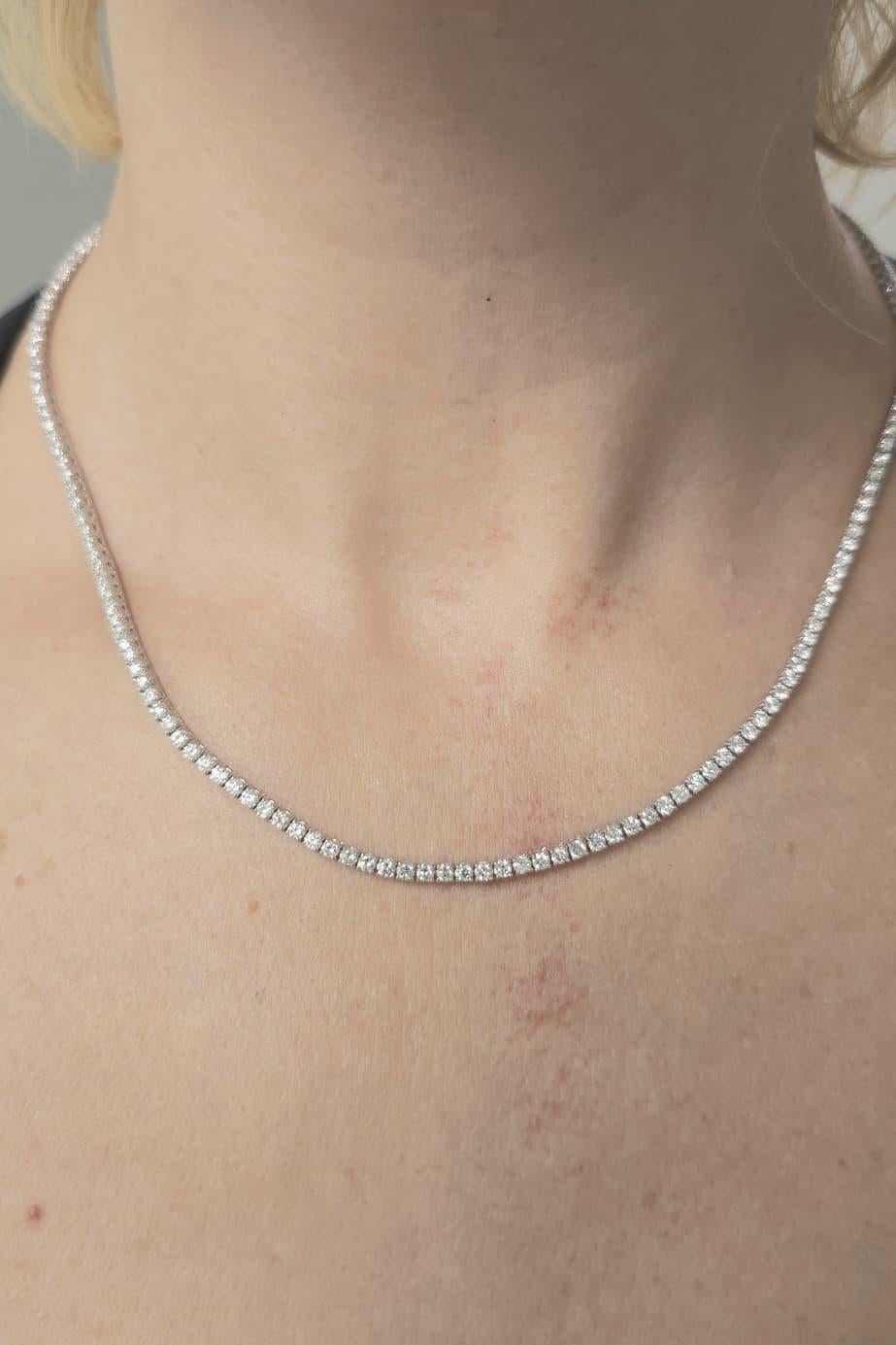 Moderno Diana M 14K White Gold 9.00 Ct Diamond Tennis Necklace, Set in 4 Prong, 164 St in vendita