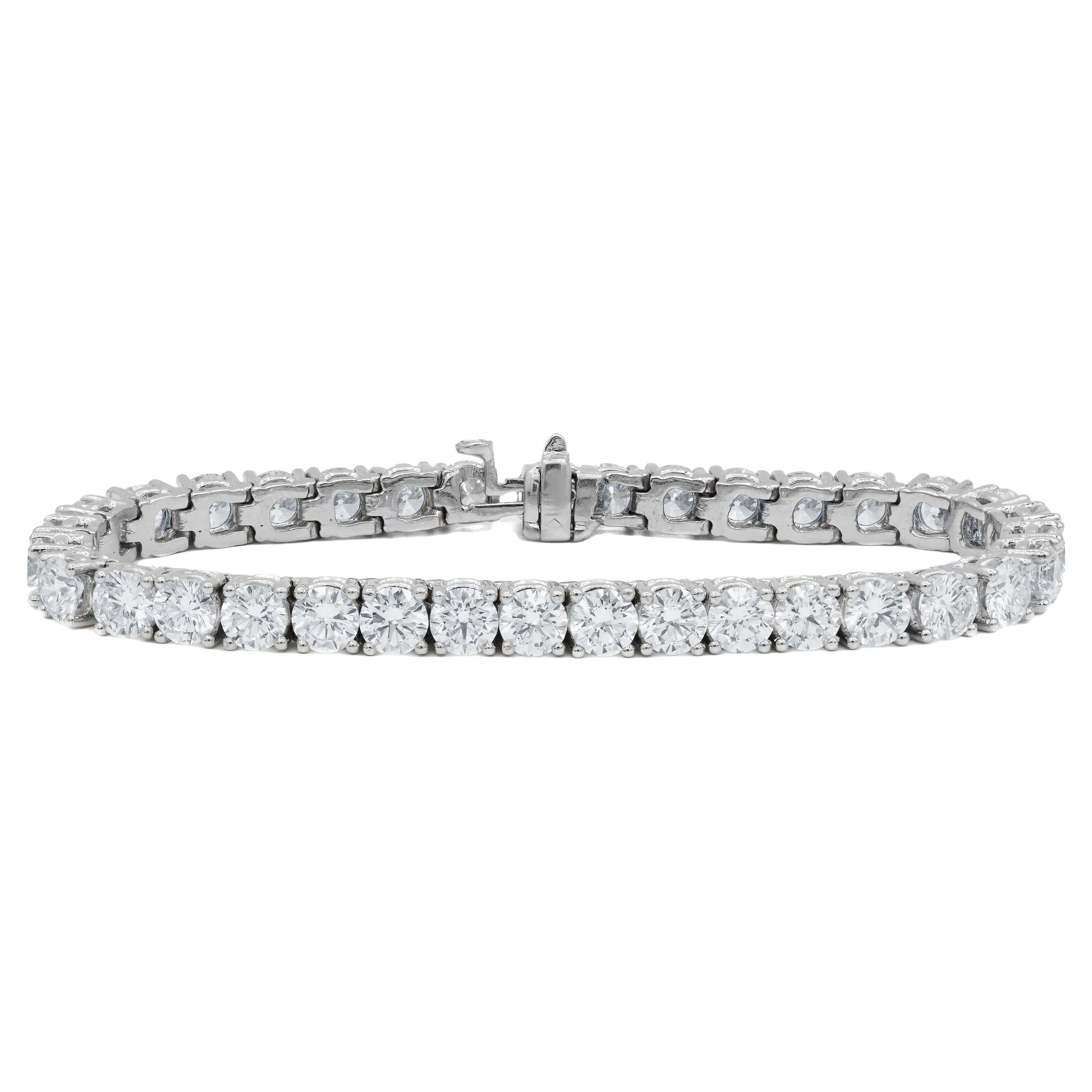 Diana M. 14kt white gold diamond tennis bracelet features 6.00 cts tw  For Sale