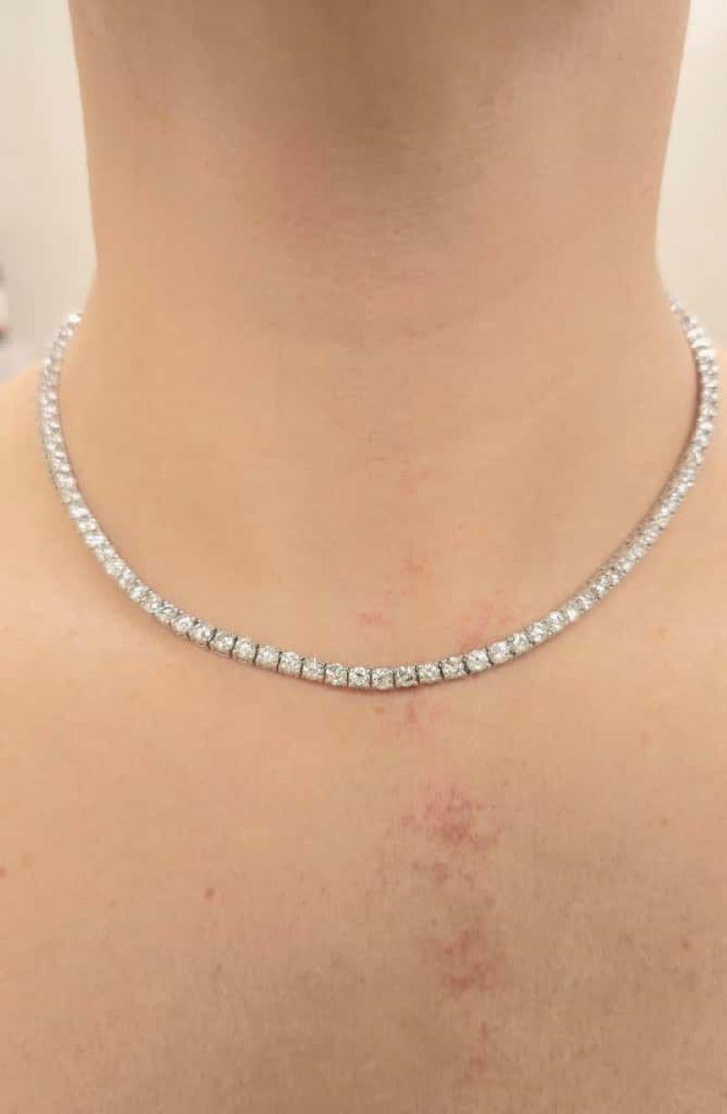 Moderno Diana M  Collana Tennis con diamanti da 15,00 carati in oro bianco 14 carati in vendita
