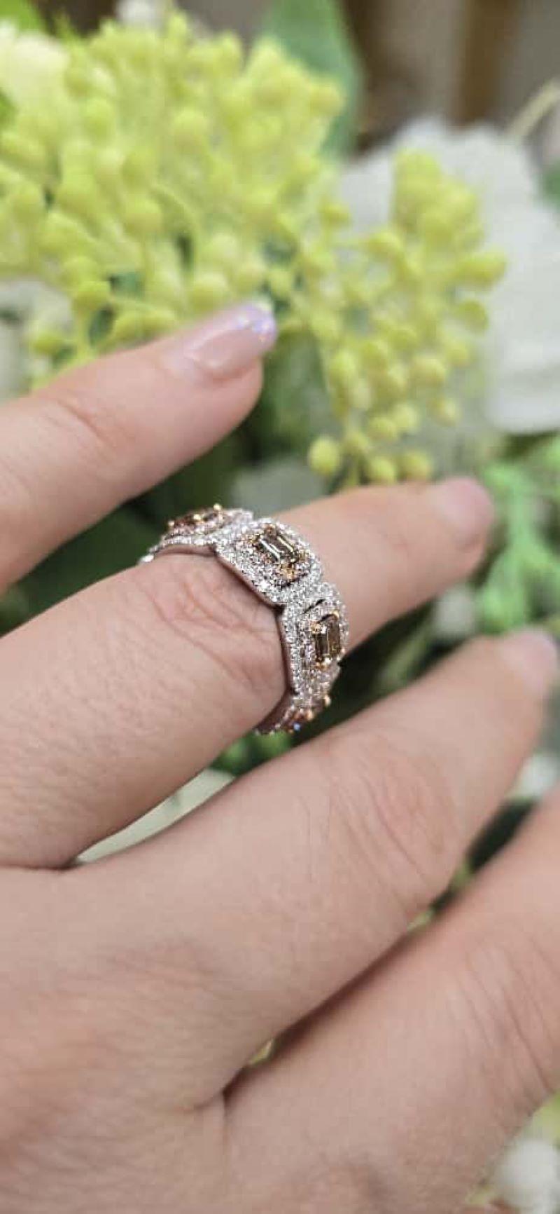 Diana M. I. Fascia per l'eternità in oro bianco e rosa 18 kt con diamanti da 4,39 carati In condizioni Nuovo in vendita a New York, NY