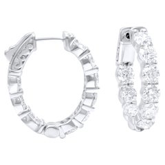 Diana M. Pendientes de aro de oro blanco de 18 kt, 0,75" de adentro hacia afuera adornados con 4,55 cts