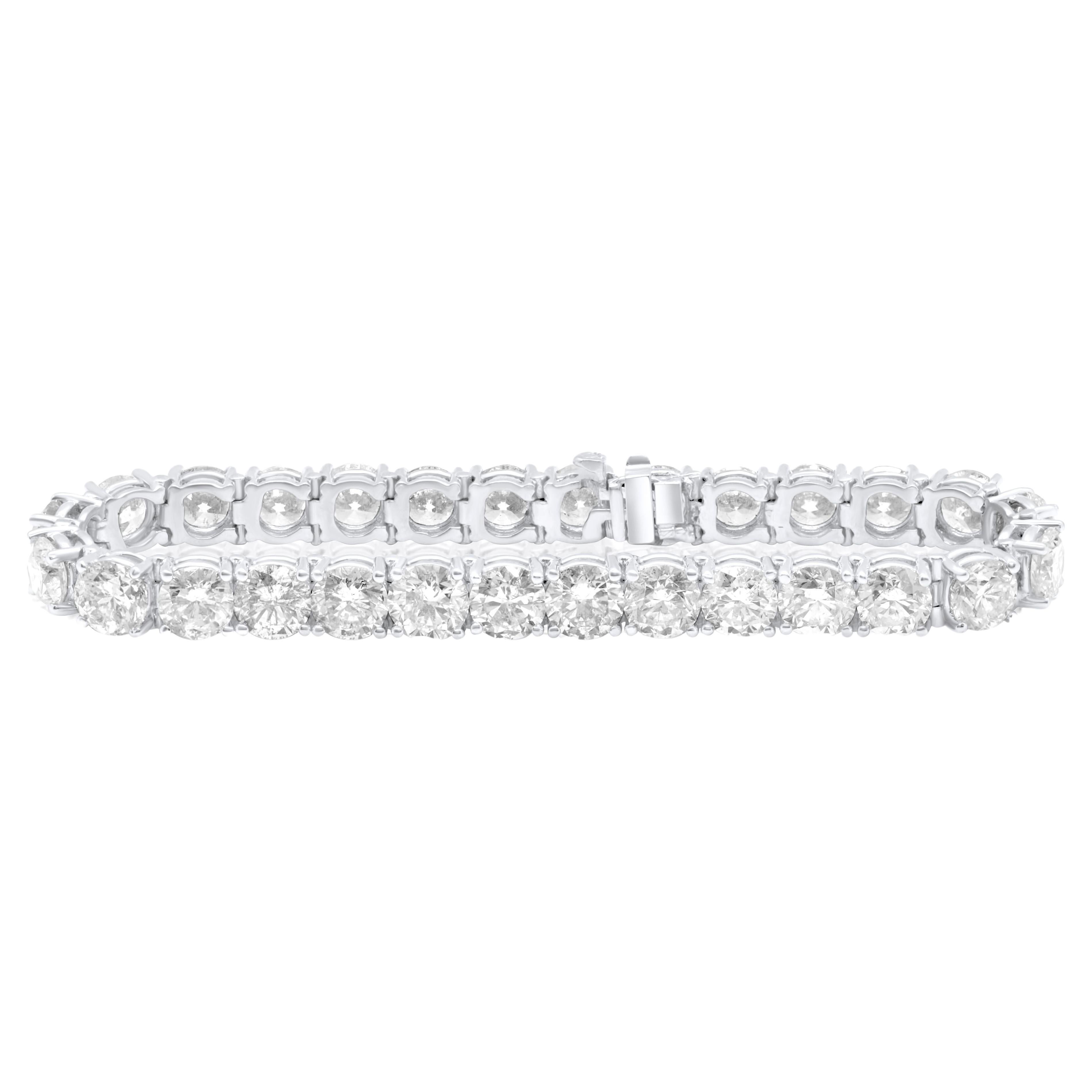Diana M. Custom 13.50 Carat 4 Prong Diamond Tennis Bracelet 18 kt  White Gold  For Sale