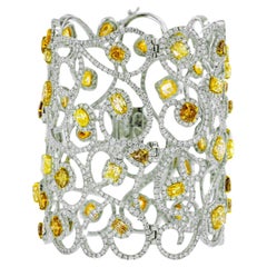 Diana M 18 kt white gold diamond bangle adorned with multi diamonds 57cts 