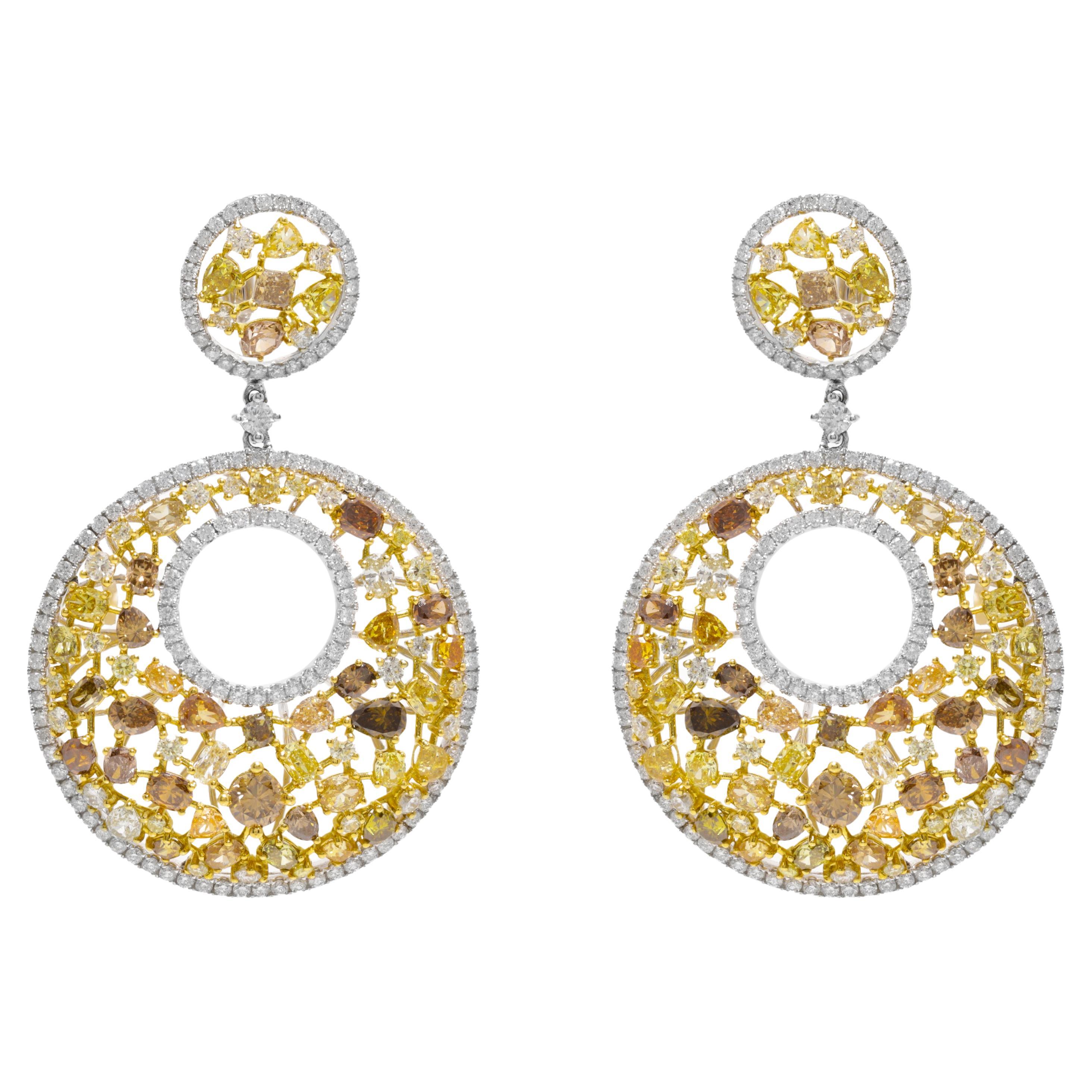Diana M. Ohrringe aus 18 Karat Weißgold mit Diamanten von 13,50 Karat tw 