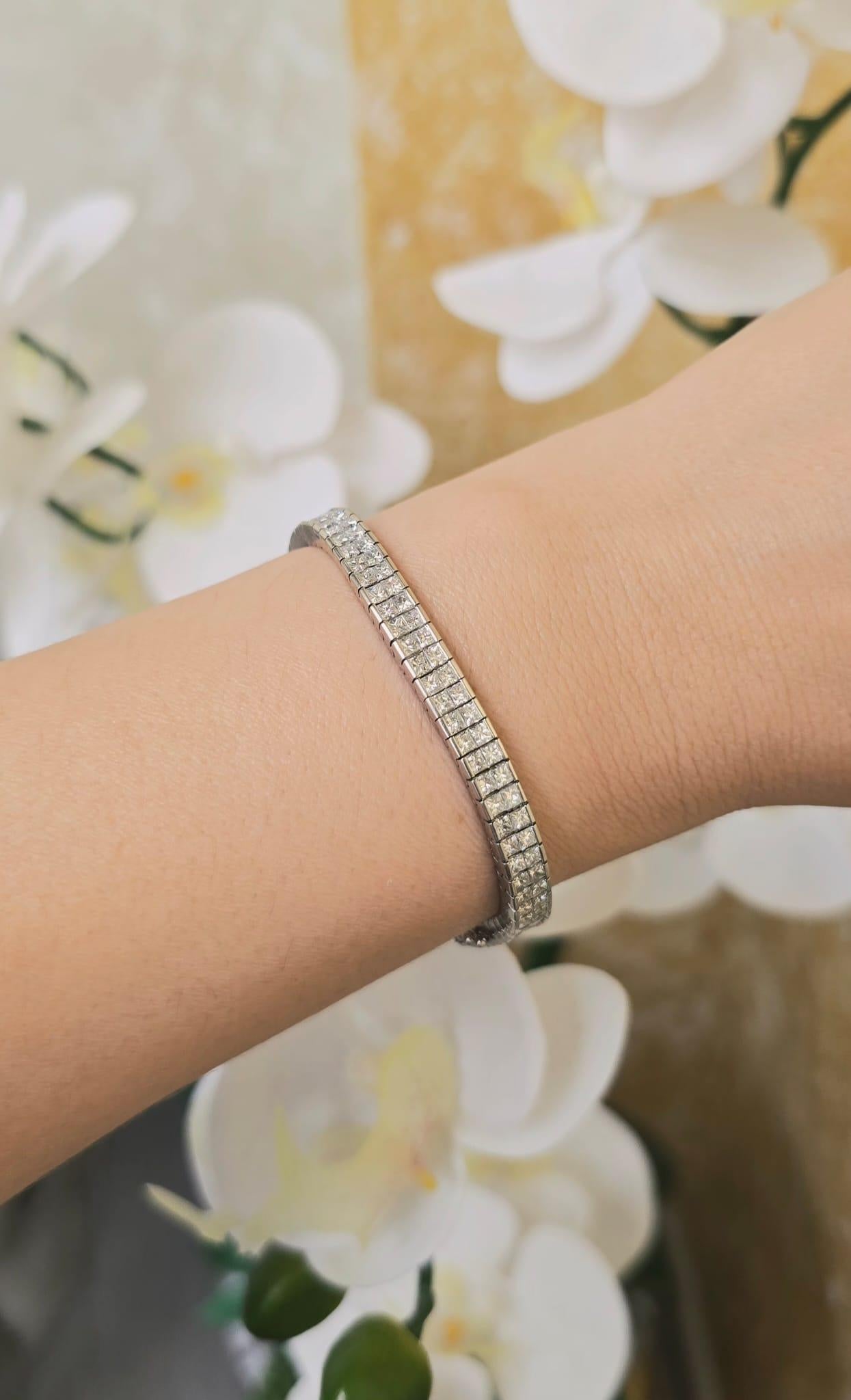 M-One. Bracelet de tennis en or blanc 18 carats orné de 2 rangées de 12.30 Neuf - En vente à New York, NY