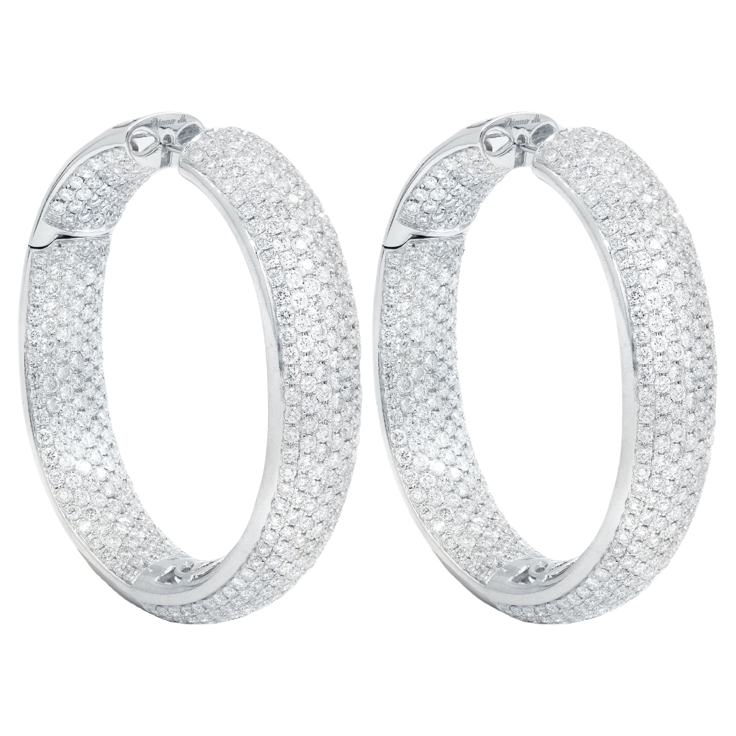 Diana M. 18 kt white gold inside-out hoop earrings adorned with 5 rows of 16.75  For Sale
