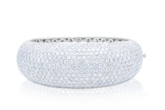 Diana M. 35,00 Karat Diamant-Pavé-Armreif