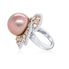 Diana M. 18 kt white gold pearl and diamond ring featuring a 16.00 mm pearl