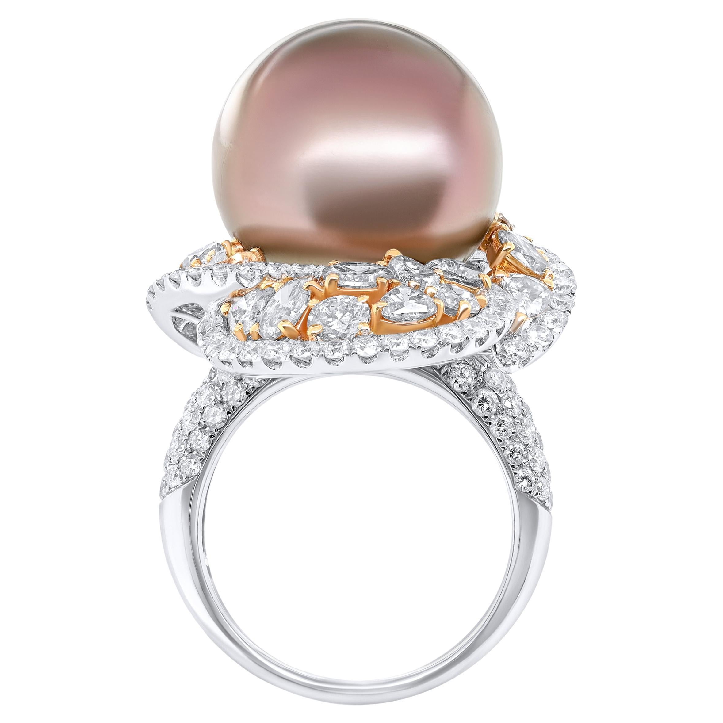 Diana M. 18 kt white gold pearl and diamond ring featuring a 16.00 mm pearl  For Sale