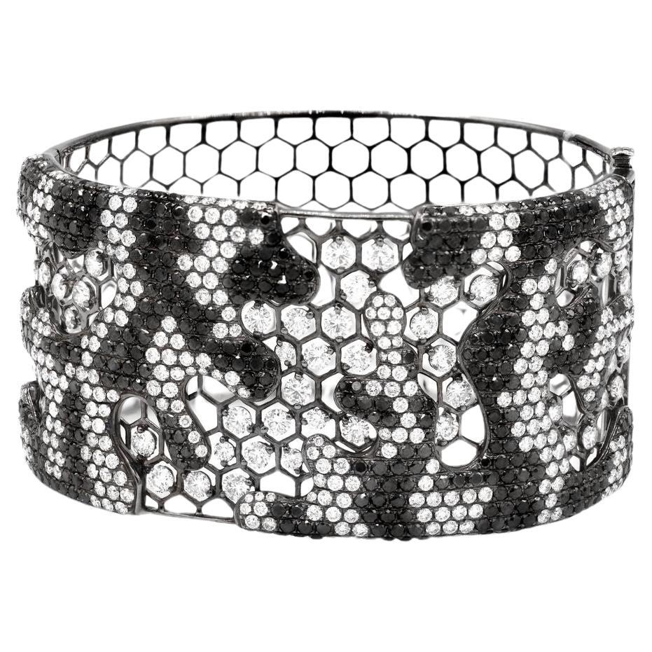 Diana M 18 KT White Gold Rhodium Plated 17.00 Cts White & Black Diamond Bangle