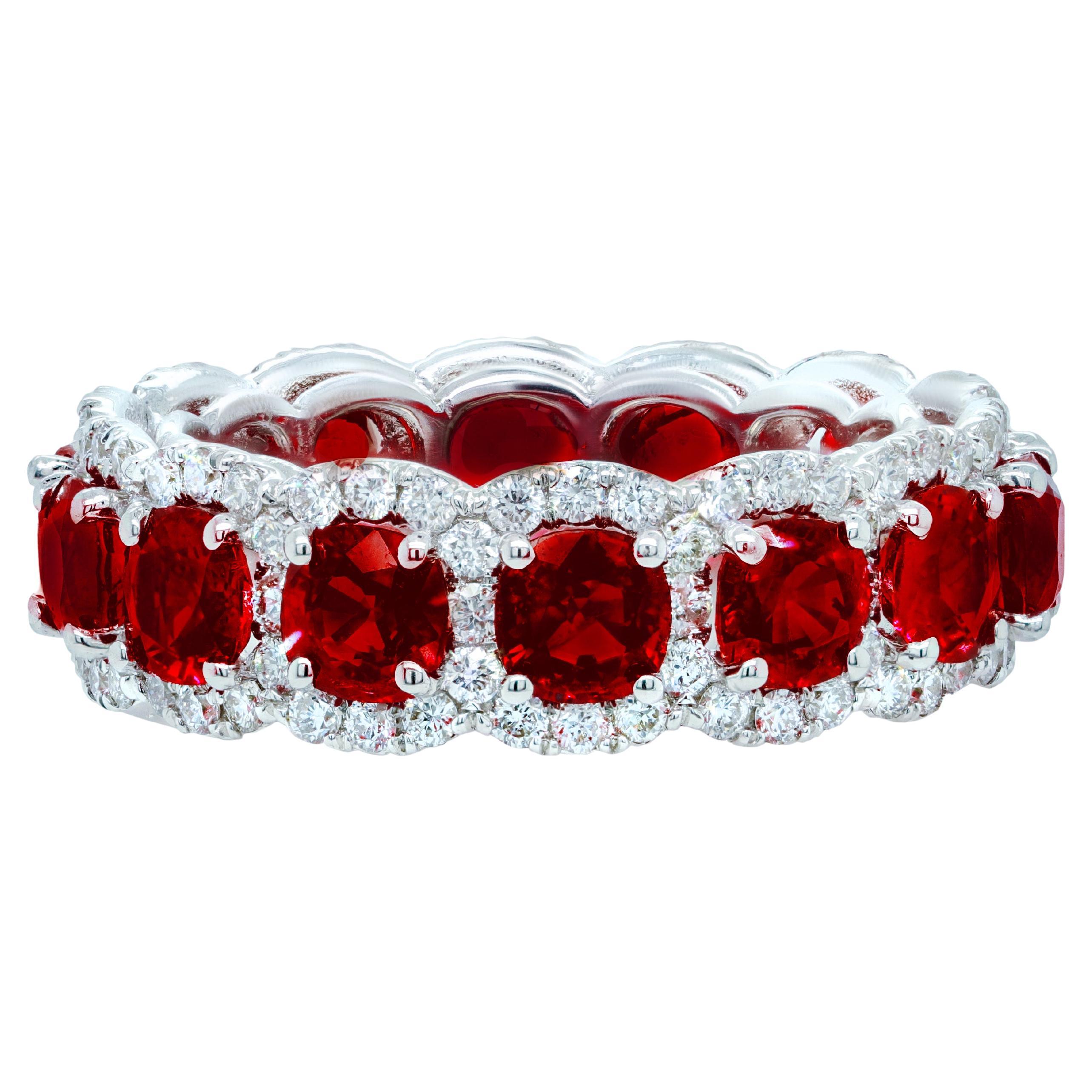 Diana M. 18 kt white gold ruby and diamond ring adorned with 5.40 cts  For Sale