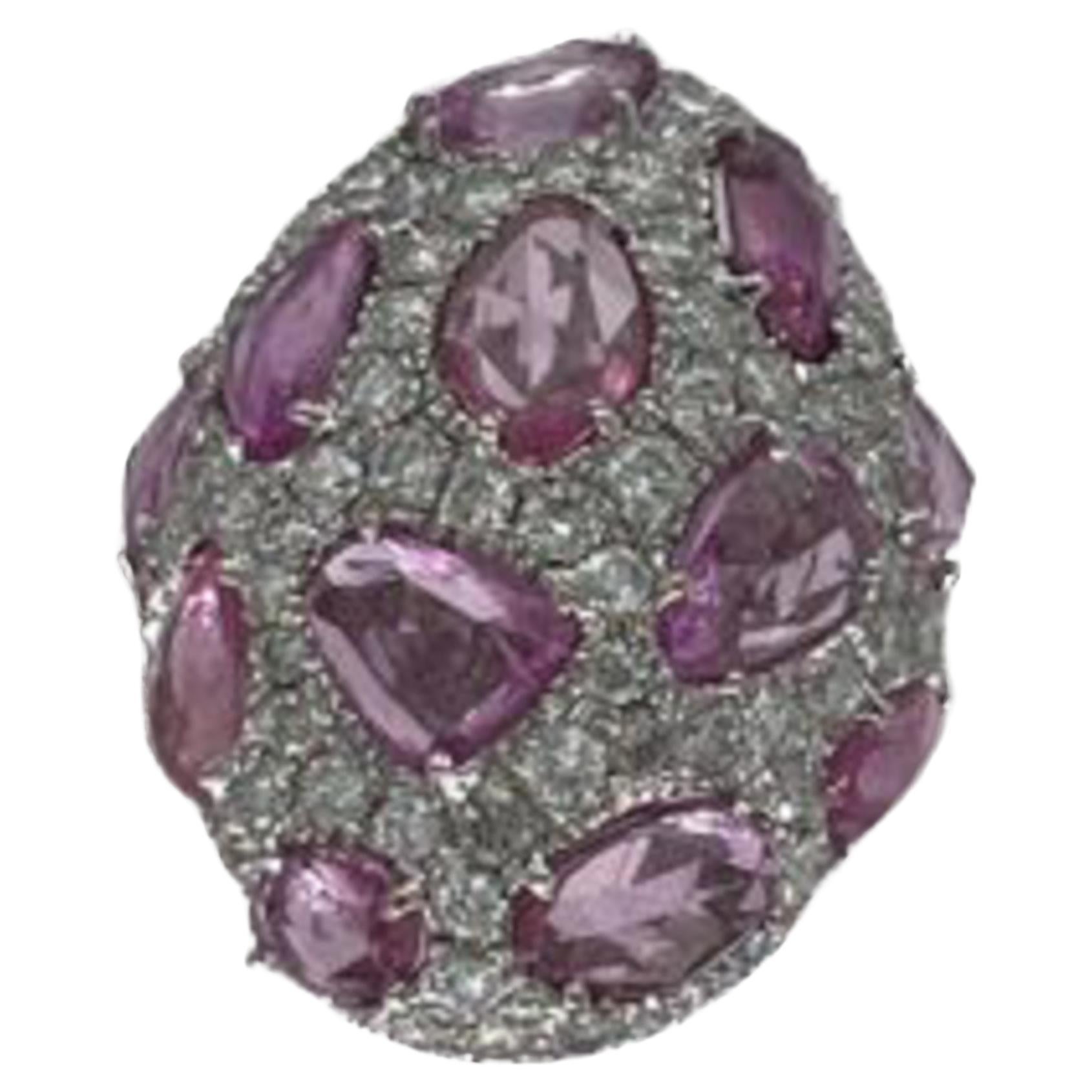 Diana M. 18 kt white gold pink sapphire and diamond ring adorned with 7.10 cts 
