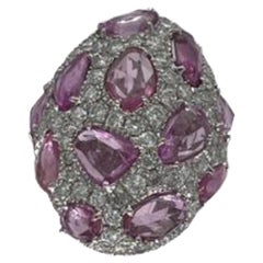 Diana M. Ring aus 18 Karat Weißgold mit rosa Saphiren und Diamanten, geschmückt mit 7,10 Karat 