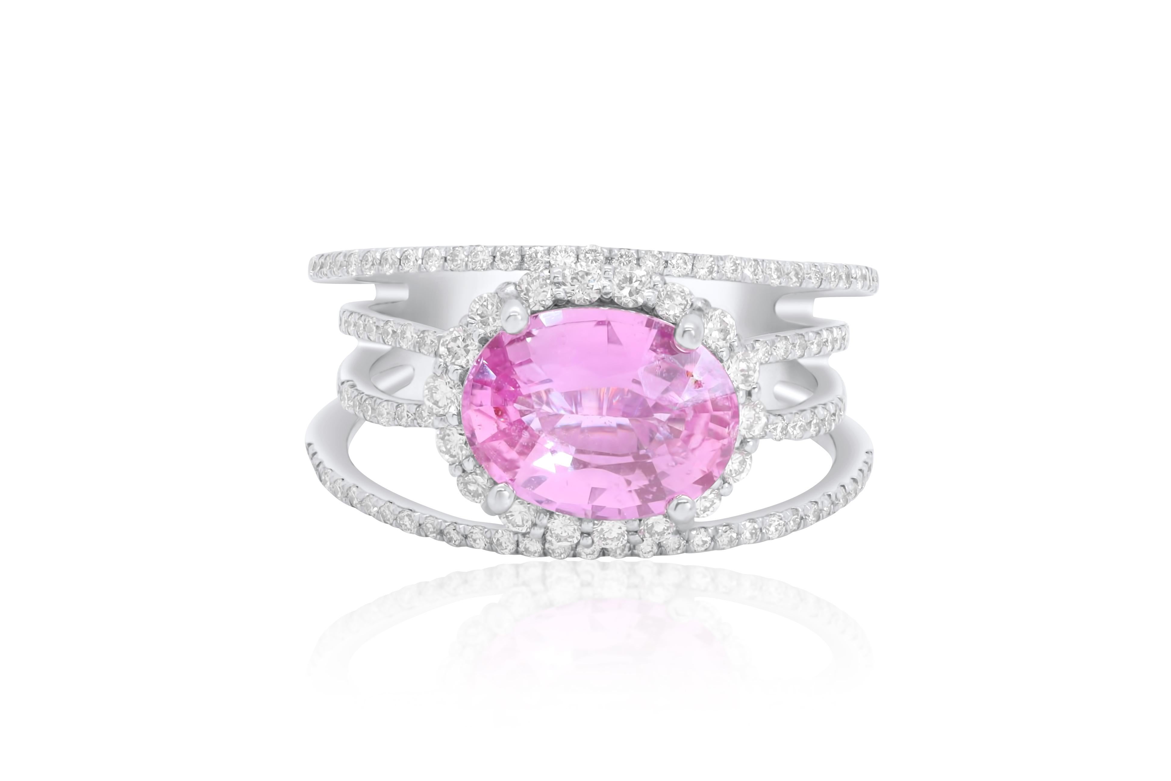 Modern Diana M. 18 kt white gold  pink sapphire diamond ring featuring a 2.86 ct For Sale