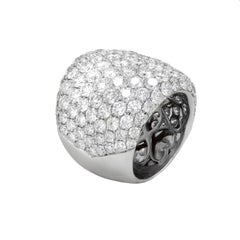 Diana M. I. Bracelet cigare en or blanc 18 carats 10,00 carats diamant pavé