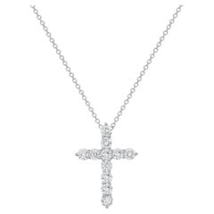 Diana M. I. Ciondolo a croce con diamante da 1,25" in oro bianco 18K, peso totale 3,40 carati