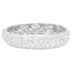Diana M. I. Bracciale in oro bianco 18K 18.30 Ct Tw Pave Diamond Bangle