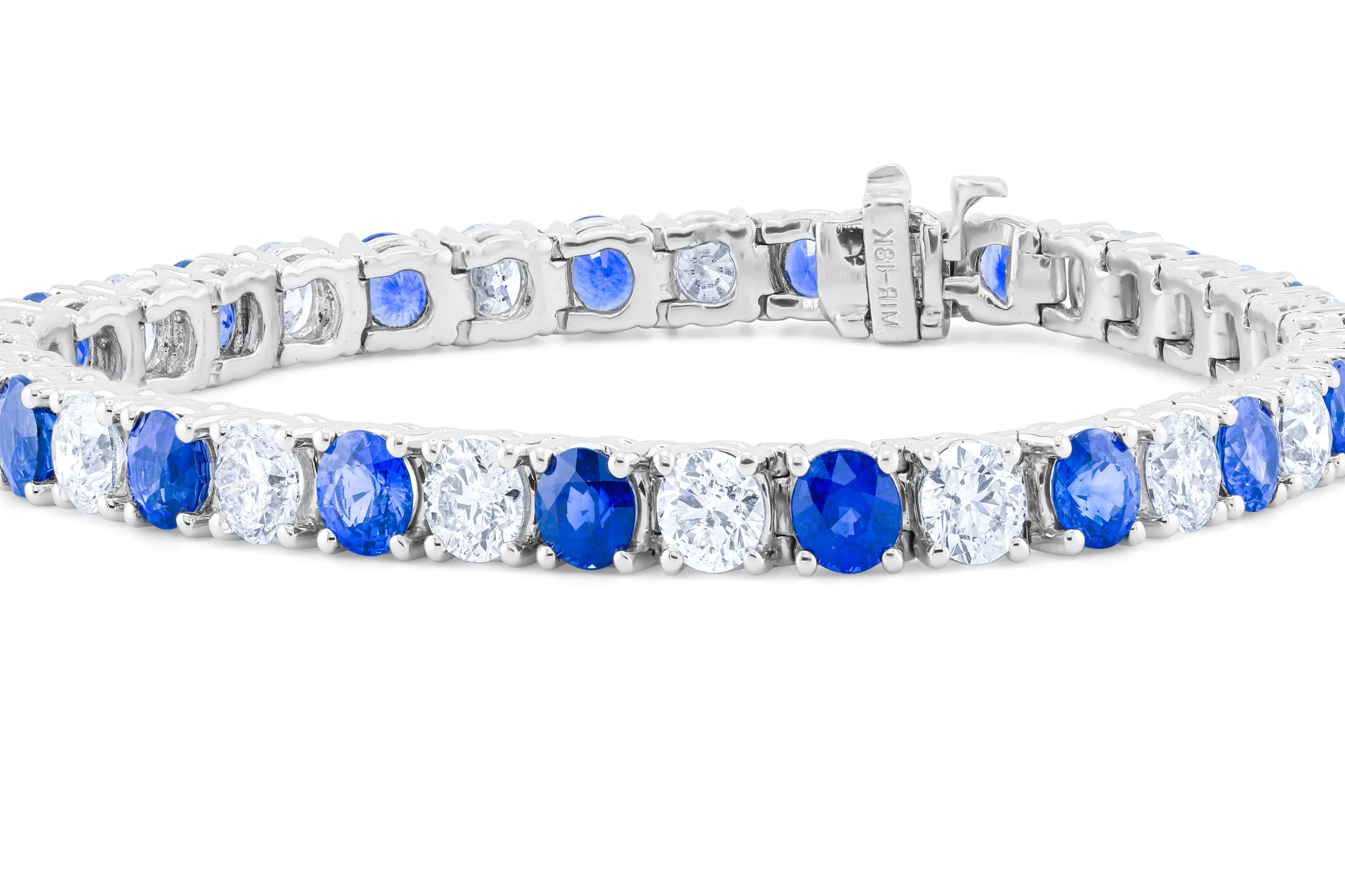 Modern Diana M 18k White Gold 9.85 Cts Blue Sapphire & 7.26 Cts Diamond Tennis Bracelet For Sale