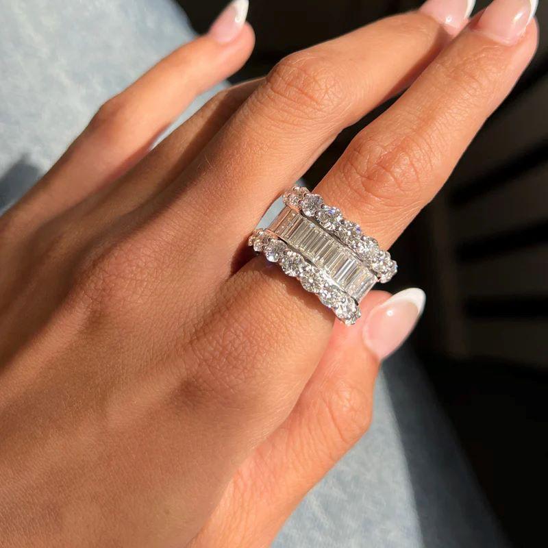 da uomo o donna Diana M 18K White Gold Three Row 14.00 Cts Baguette & Round Diamond Band in vendita
