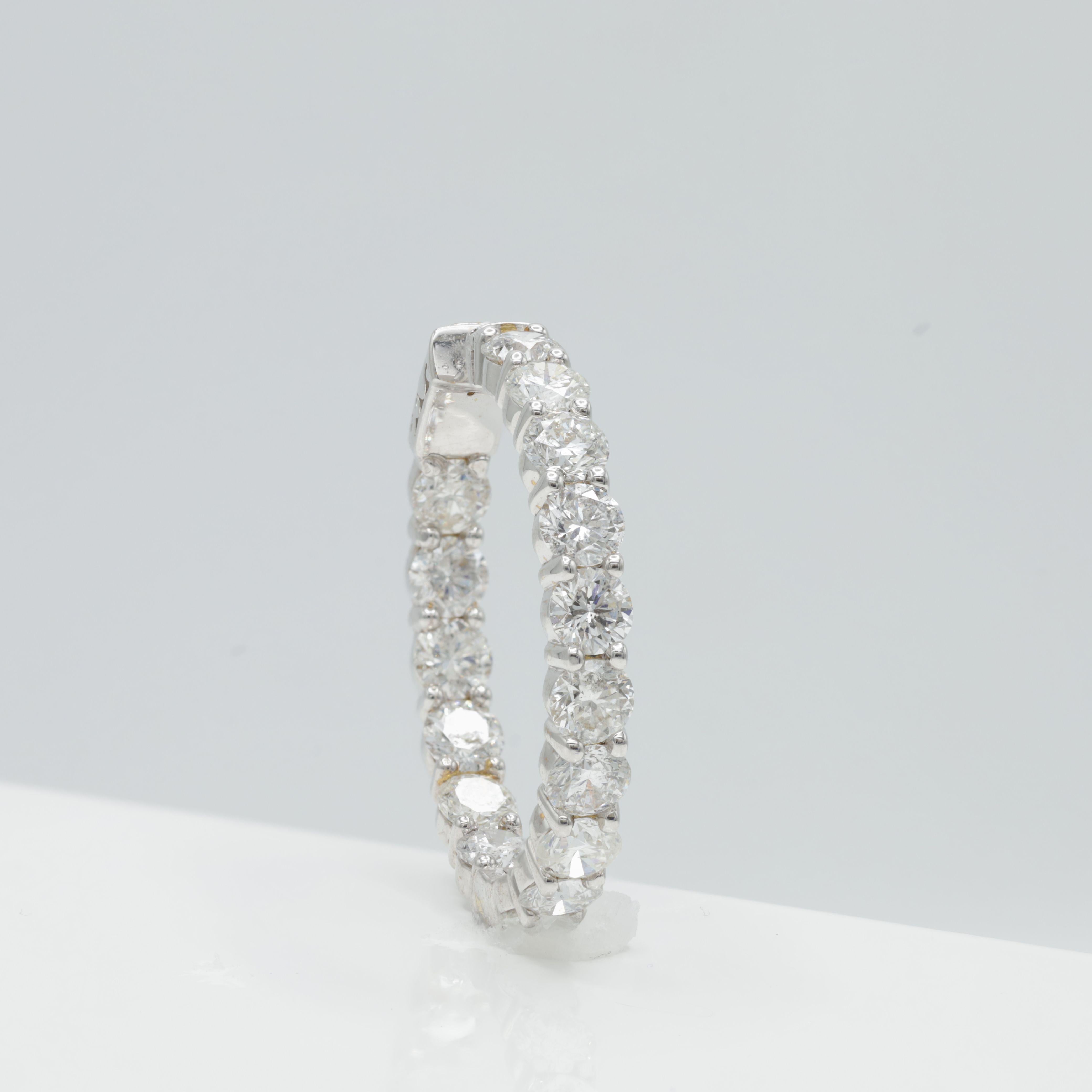 Modern Diana M.  18K withe gold diamond hoops with 9.20 cts of round diamonds   For Sale
