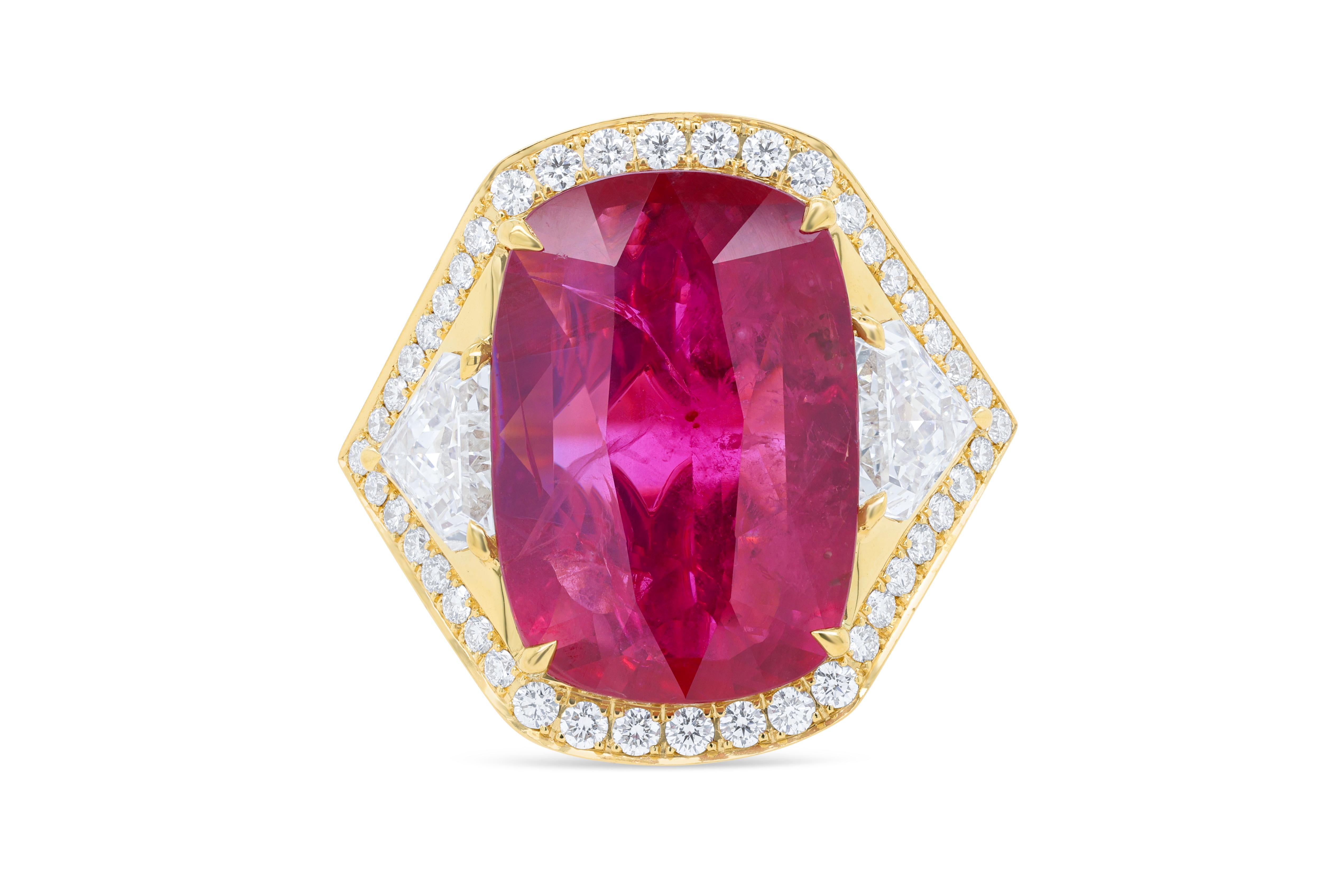 Modern Diana M. Custom 18kt Ruby Ring 10.01ct Certified By GRS For Sale