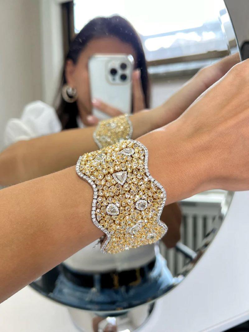 Women's Diana M. 18kt white and yellow gold bracelet featuring 56.67cts of diamonds For Sale