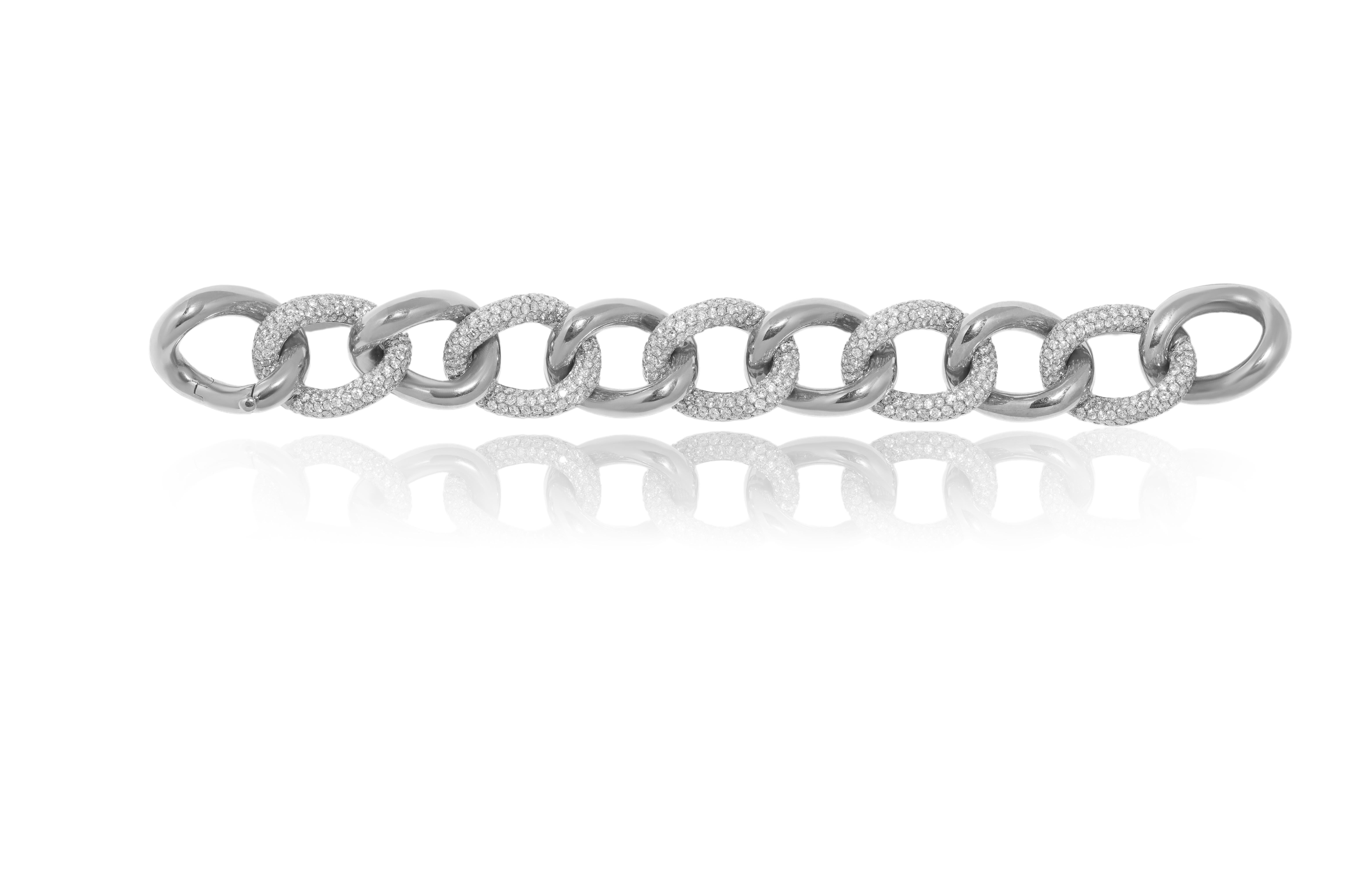 Diana M. Pulsera eslabonada de oro blanco de 18 quilates con 21,85 quilates de diamantes Moderno en venta