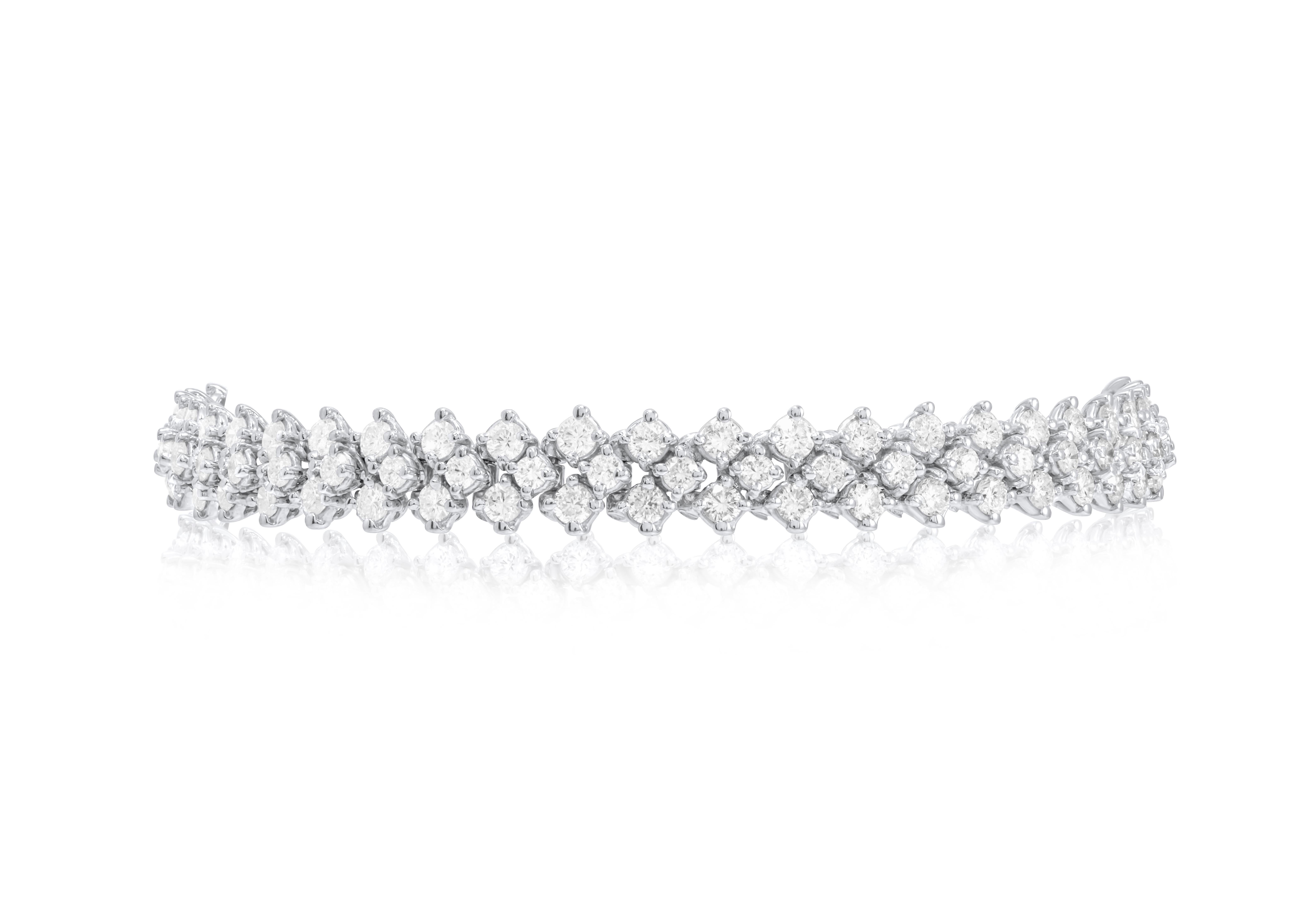 Modern Diana M. 18kt white gold fashion bracelet featuring 3 rows of 9.00 cts diamonds For Sale