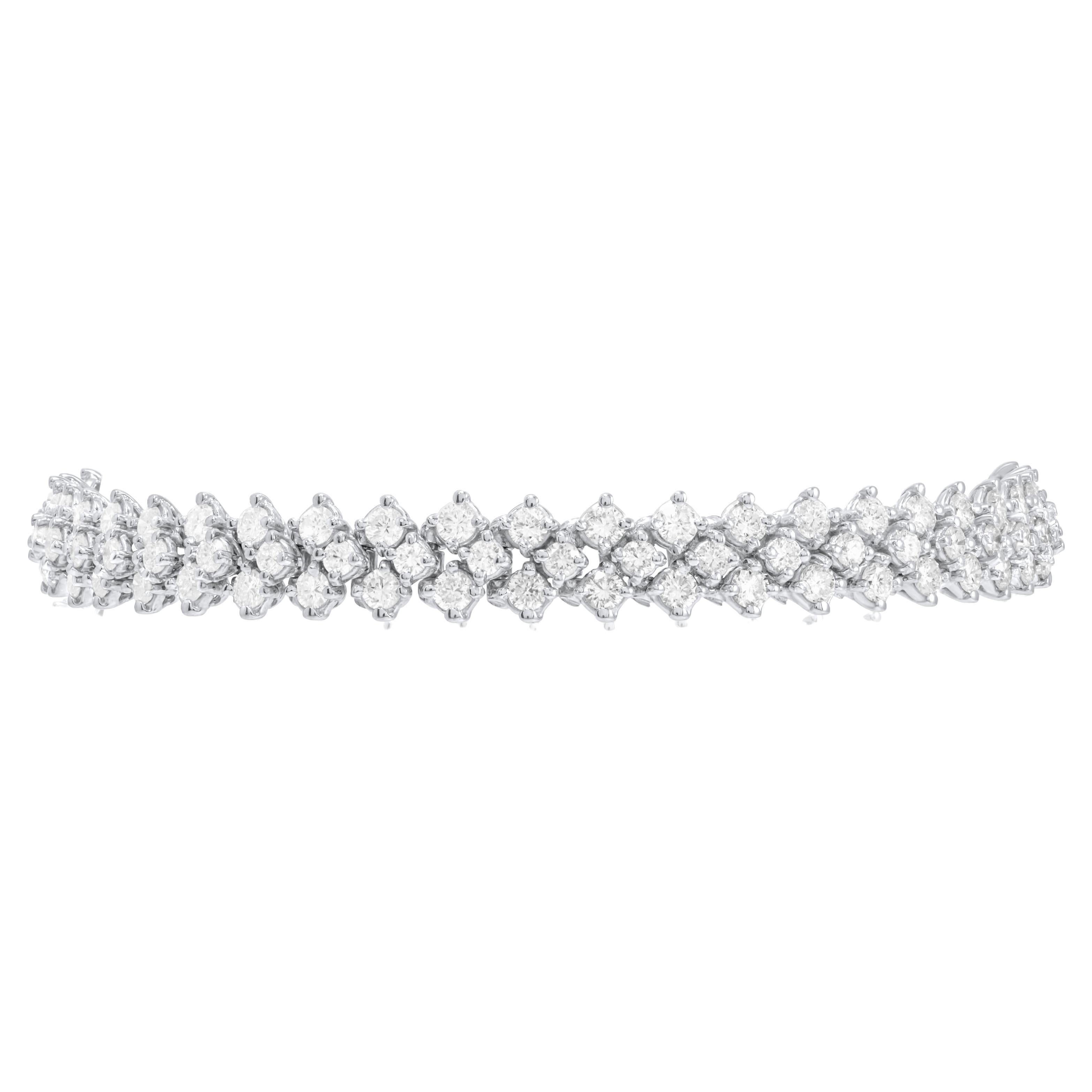 Diana M. 18kt white gold fashion bracelet featuring 3 rows of 9.00 cts diamonds For Sale