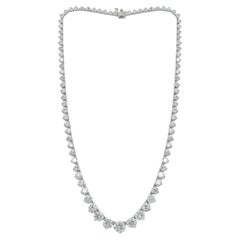 Diana M. Graduée en or blanc 18kt  Collier de tennis Riviera  24,45 cts 3 branches