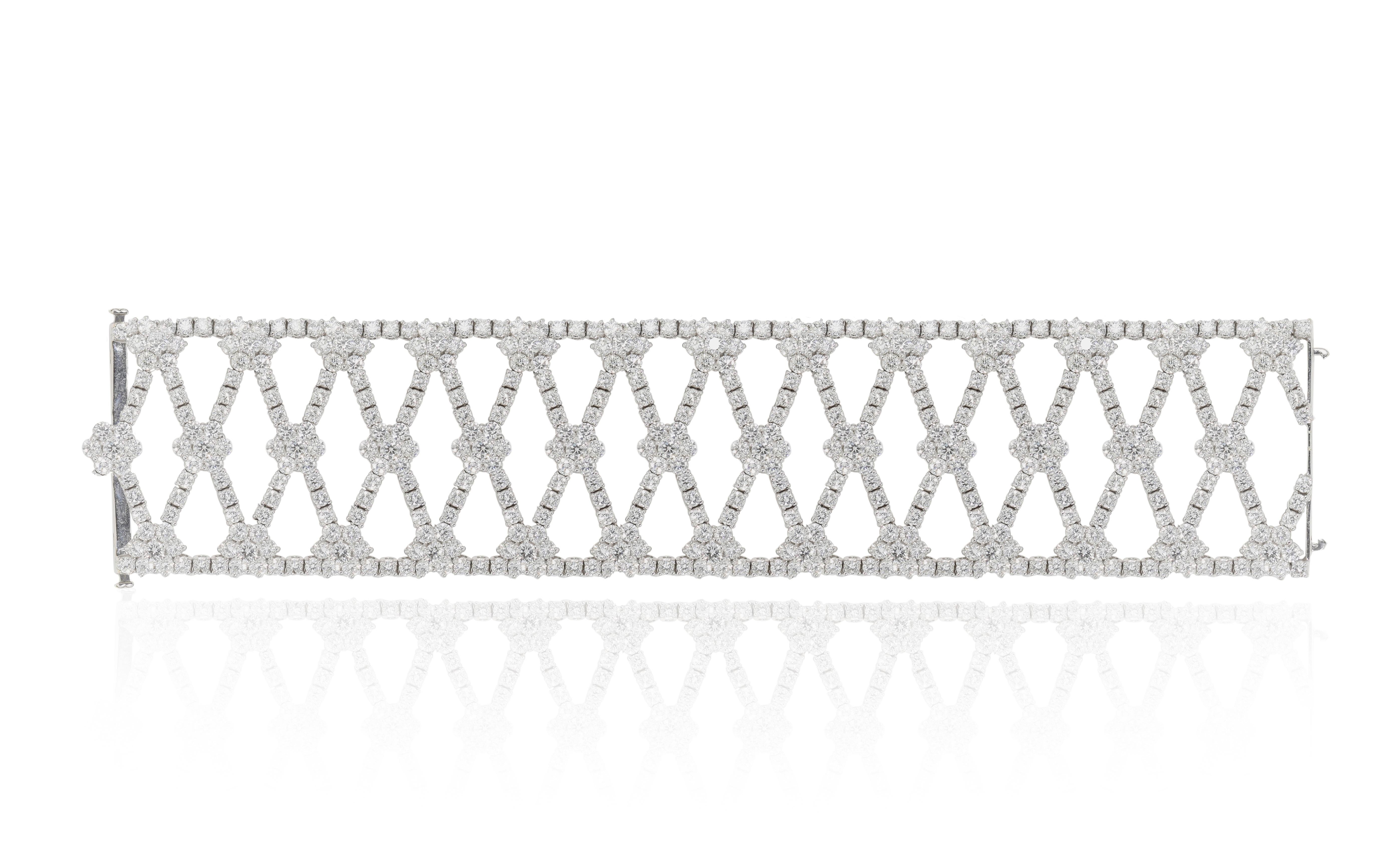 Diana M. 18kt white gold wide fashion bracelet featuring 30.33 cts  In New Condition For Sale In New York, NY
