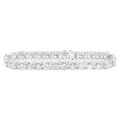 Diana M. 21.25 CT. Bracciale tennis con diamanti. Oro bianco 18 carati