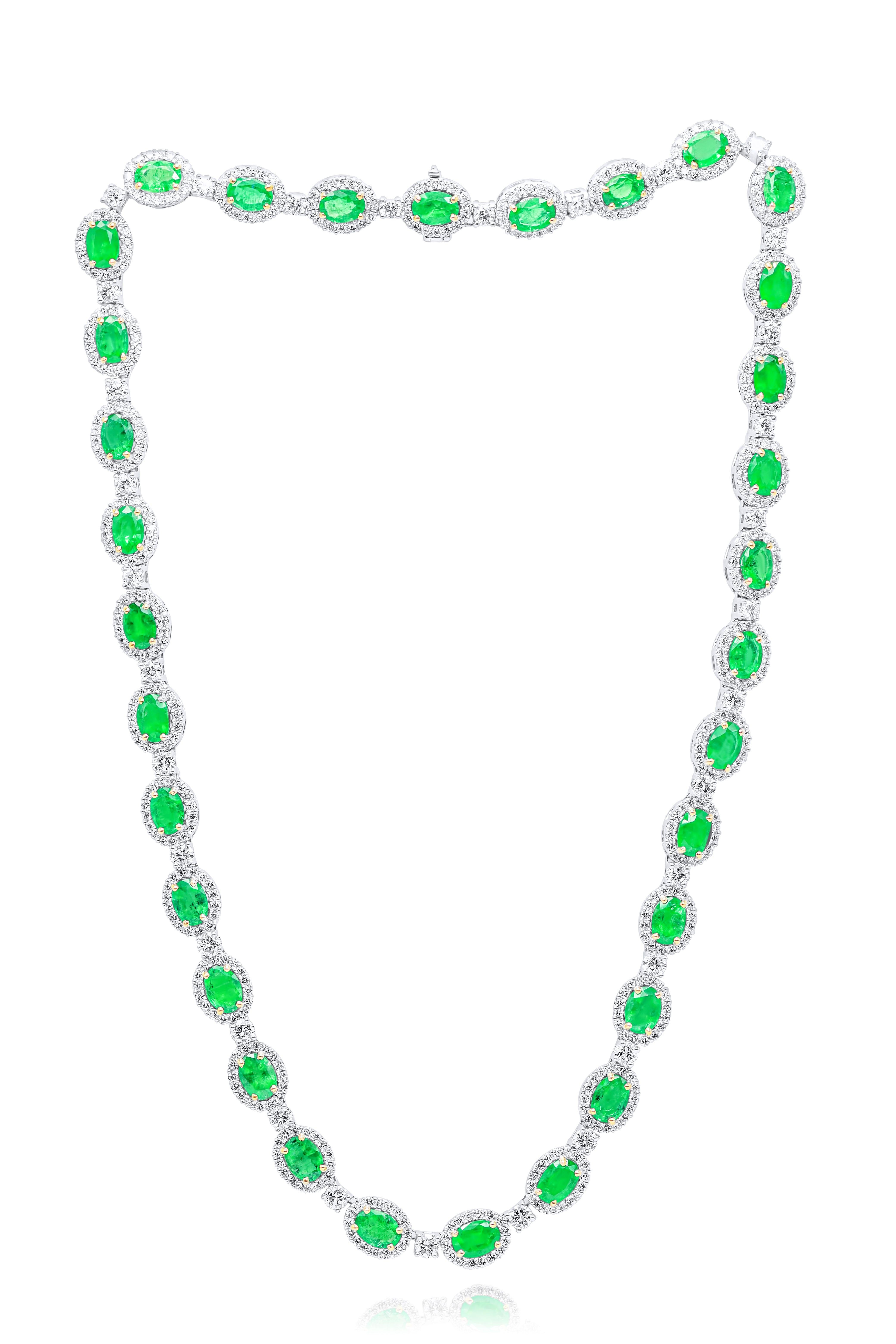 18kt white gold necklace 32 pcs oval emerald 22.54cts with halo 10.51 cts diamonds ( diamonds 544pcs ), 45.60gm
