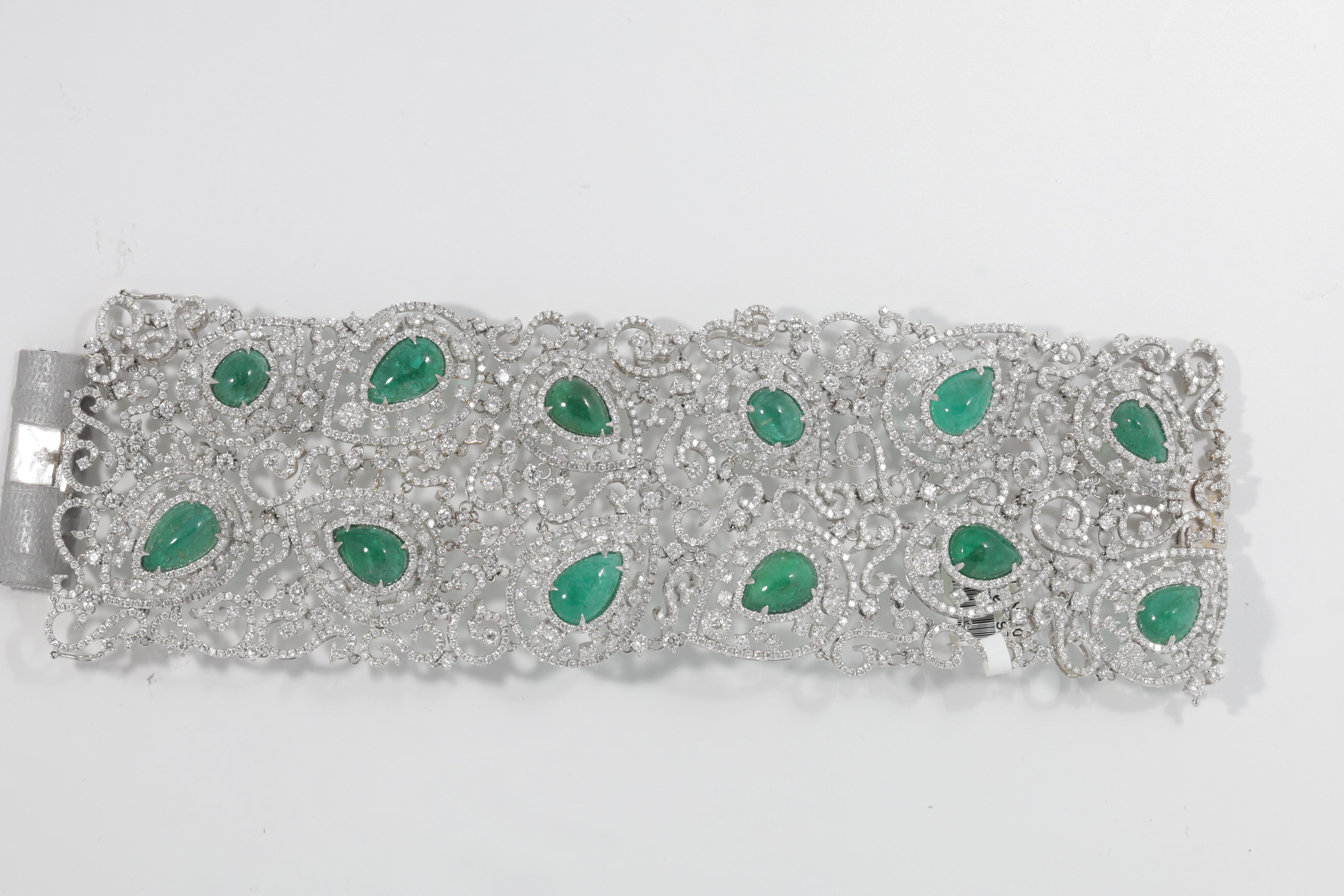 Women's Diana M. 36.50 Carat Diamond Bracelet with Emeralds For Sale