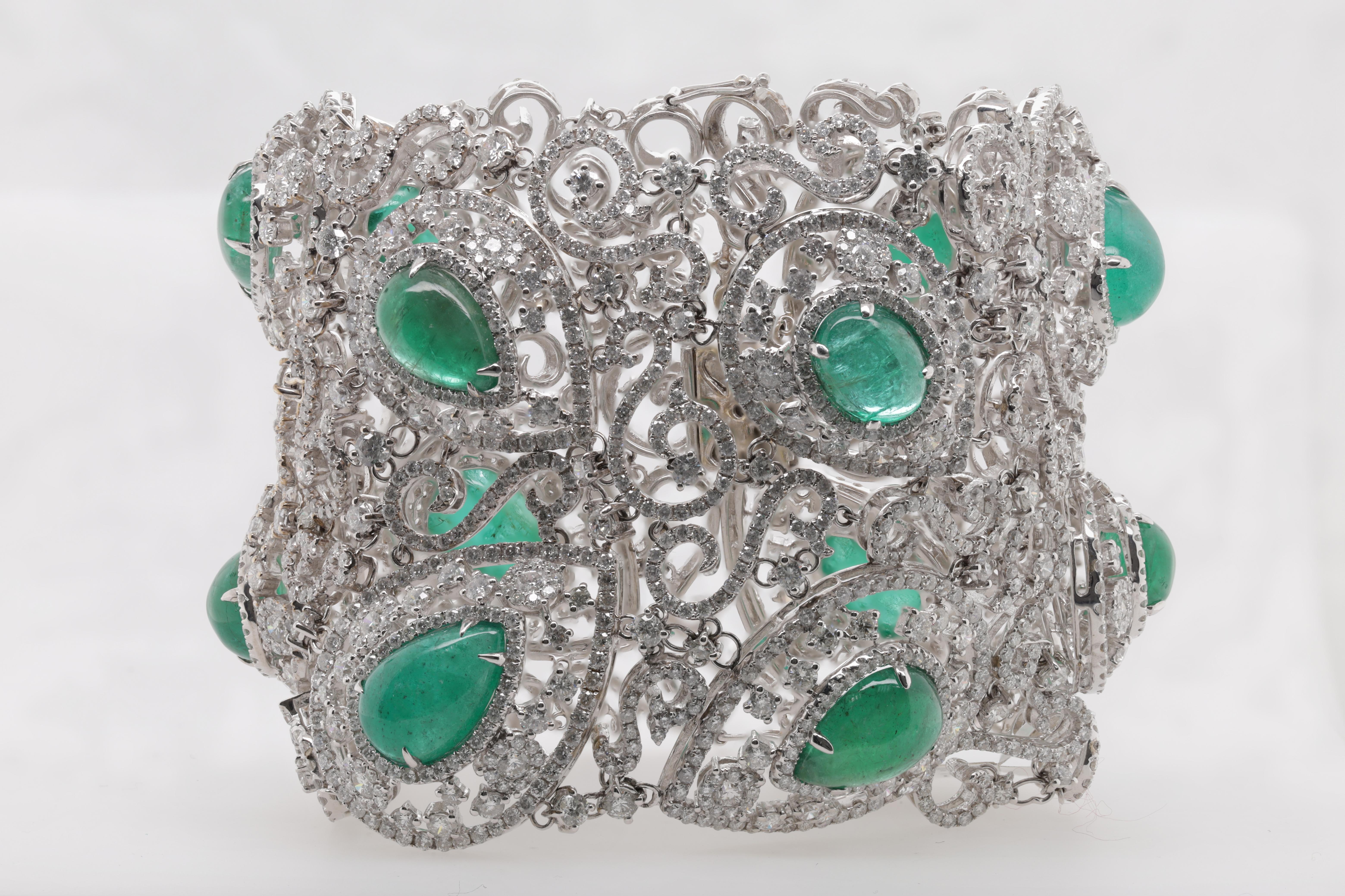 Diana M. 36.50 Carat Diamond Bracelet with Emeralds For Sale 1