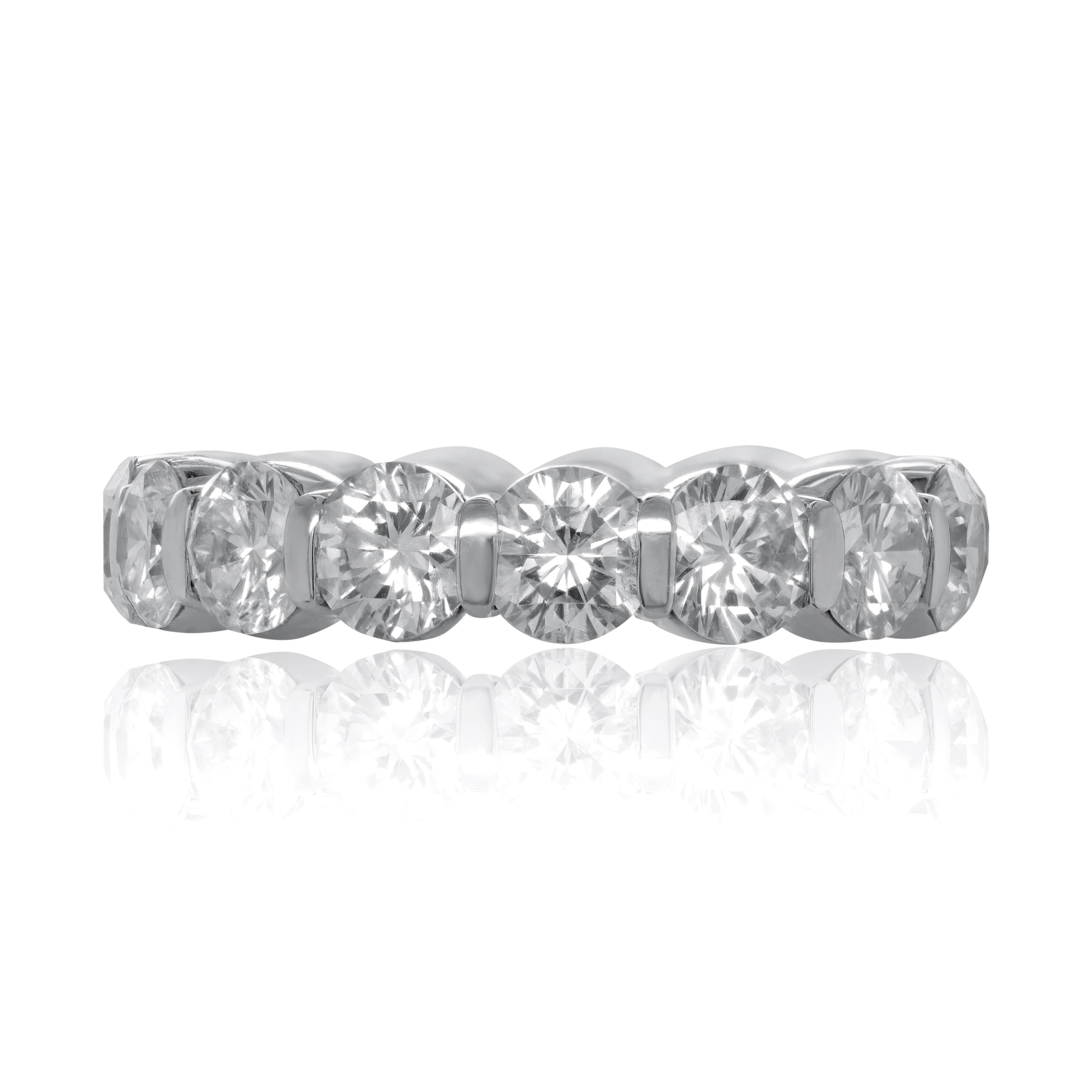 Modern Diana M. Platinum 5.25 CT Round Diamond Band in Bar Setting For Sale