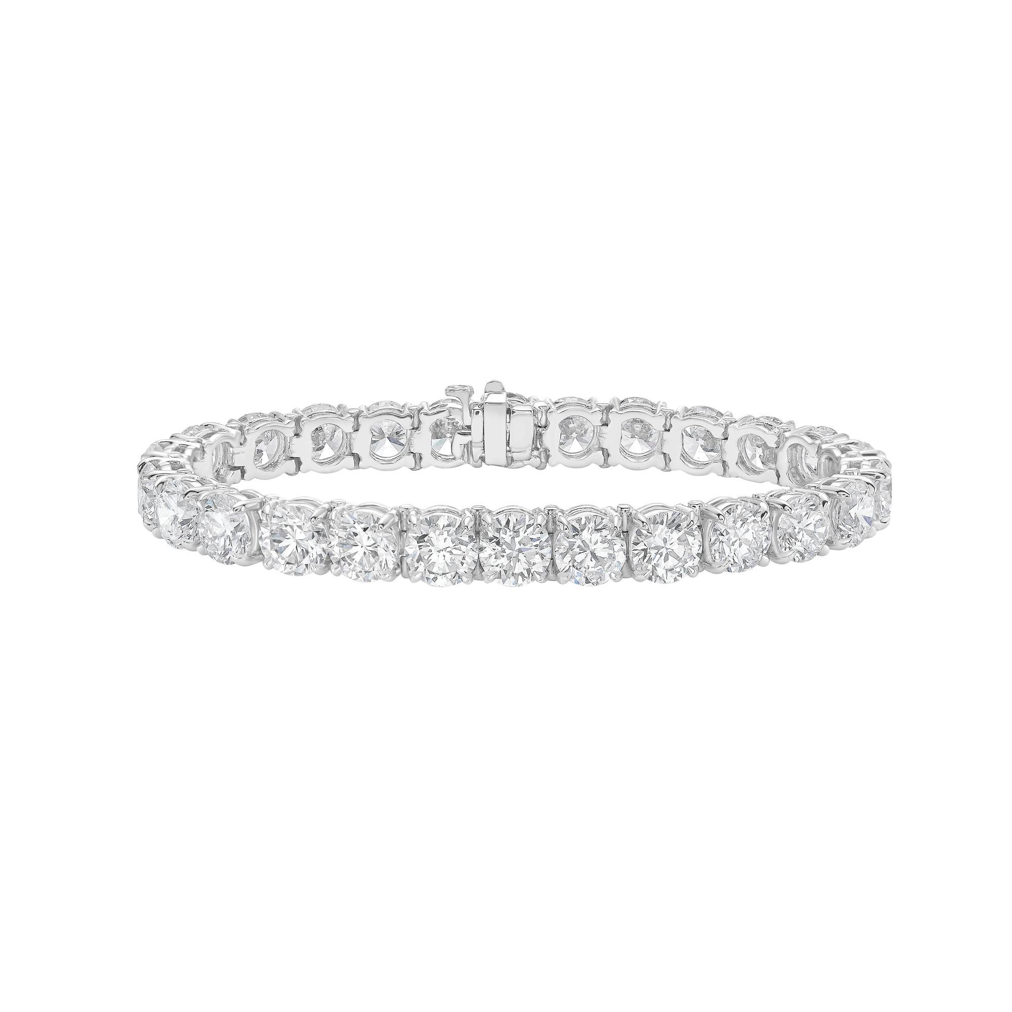 Taglio rotondo Diana M. 9.75 CT. Bracciale con diamanti Tennise in oro bianco 14K. in vendita