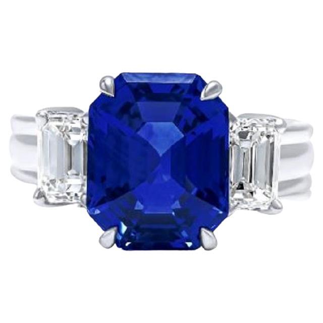 Diana M. Ceylon Sapphire And Diamond Ring 6.75ct Center Sapphire  For Sale