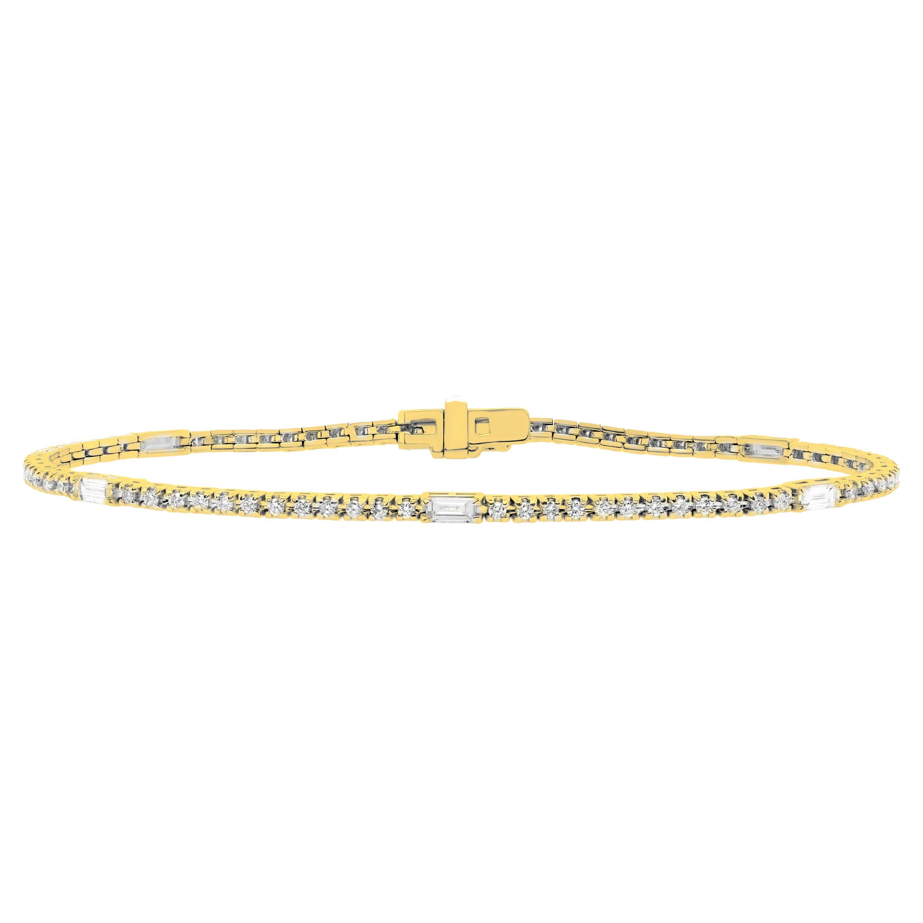 Diana M. Or jaune 14 carats personnalisé  2 cts  bracelet en diamant en vente