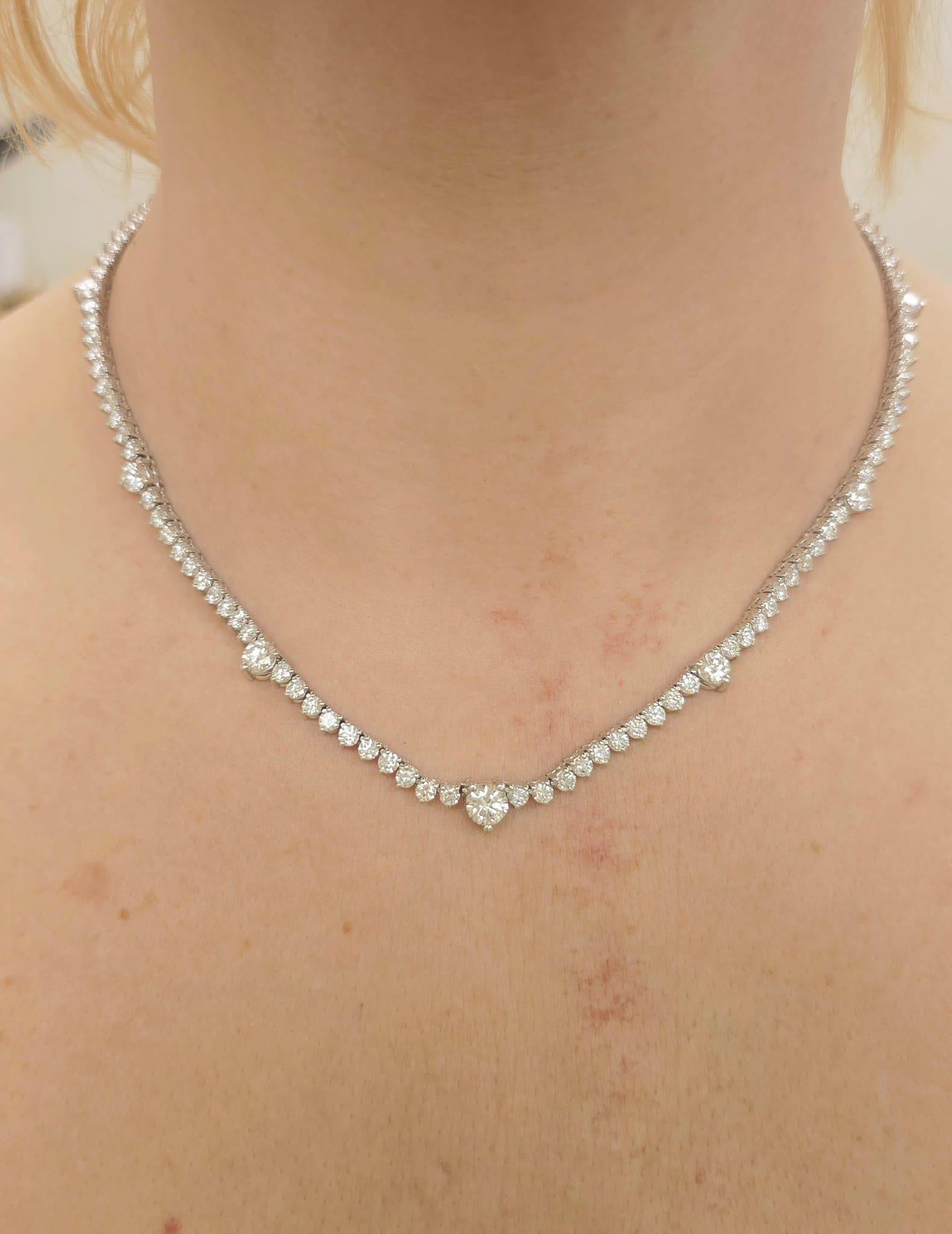 Diana M. Personnalisé 14,00 ct  Collier de tennis 16'' en or blanc 18k et diamant à 3 branches Neuf - En vente à New York, NY