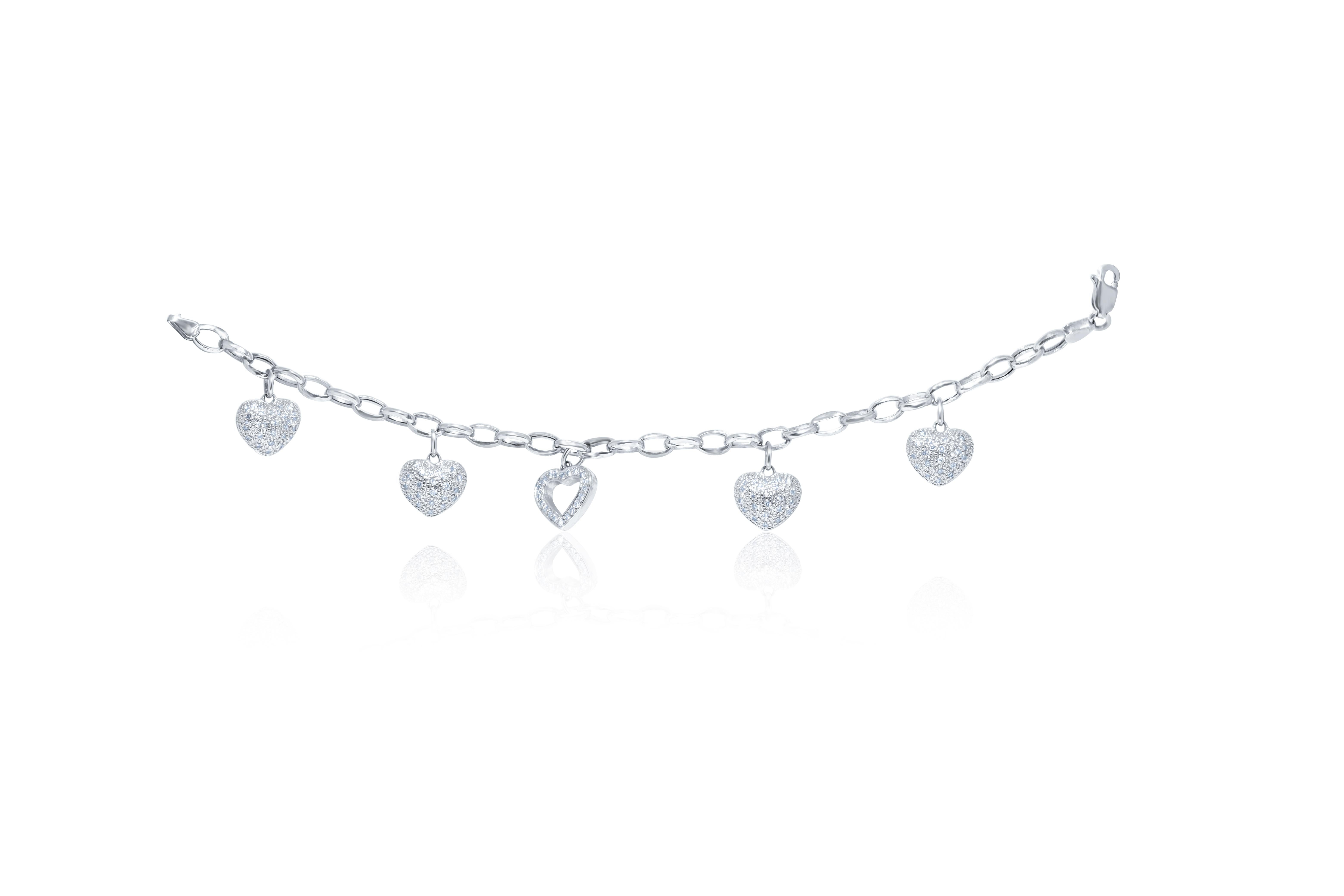 Diana M. Custom 1.50 Cts. Heart Charm Bracelet 14K White Gold In condizioni Nuovo in vendita a New York, NY