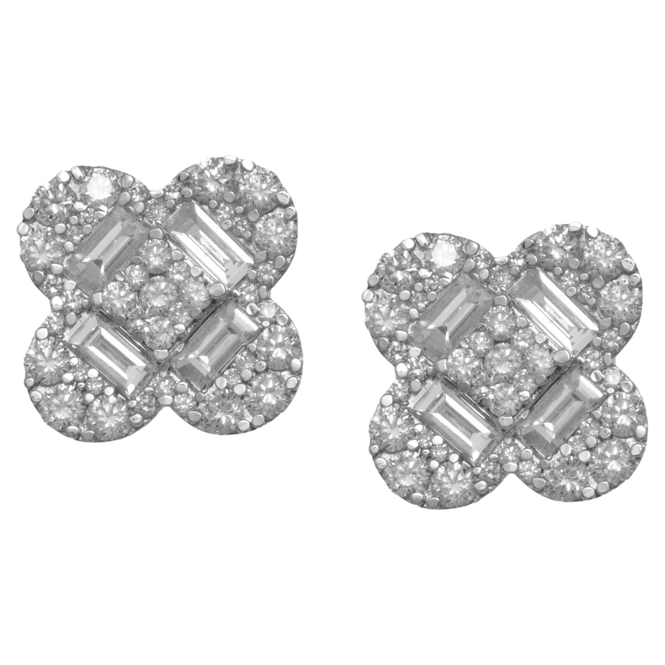 Diana M. Custom 3.60 Cts. Diamond Clover Stud Earrings 14K White Gold im Angebot