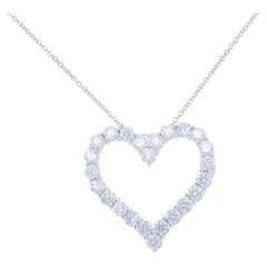 Diana M. I. Custom 5.80 carati. Ciondolo a forma di cuore con diamante in oro bianco 18 carati