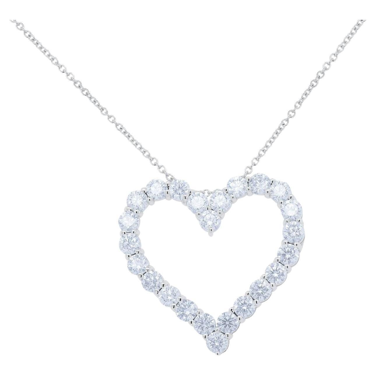 Diana M. I. Custom 6.00 carati. Ciondolo con diamante a forma di calore in oro bianco 18 carati