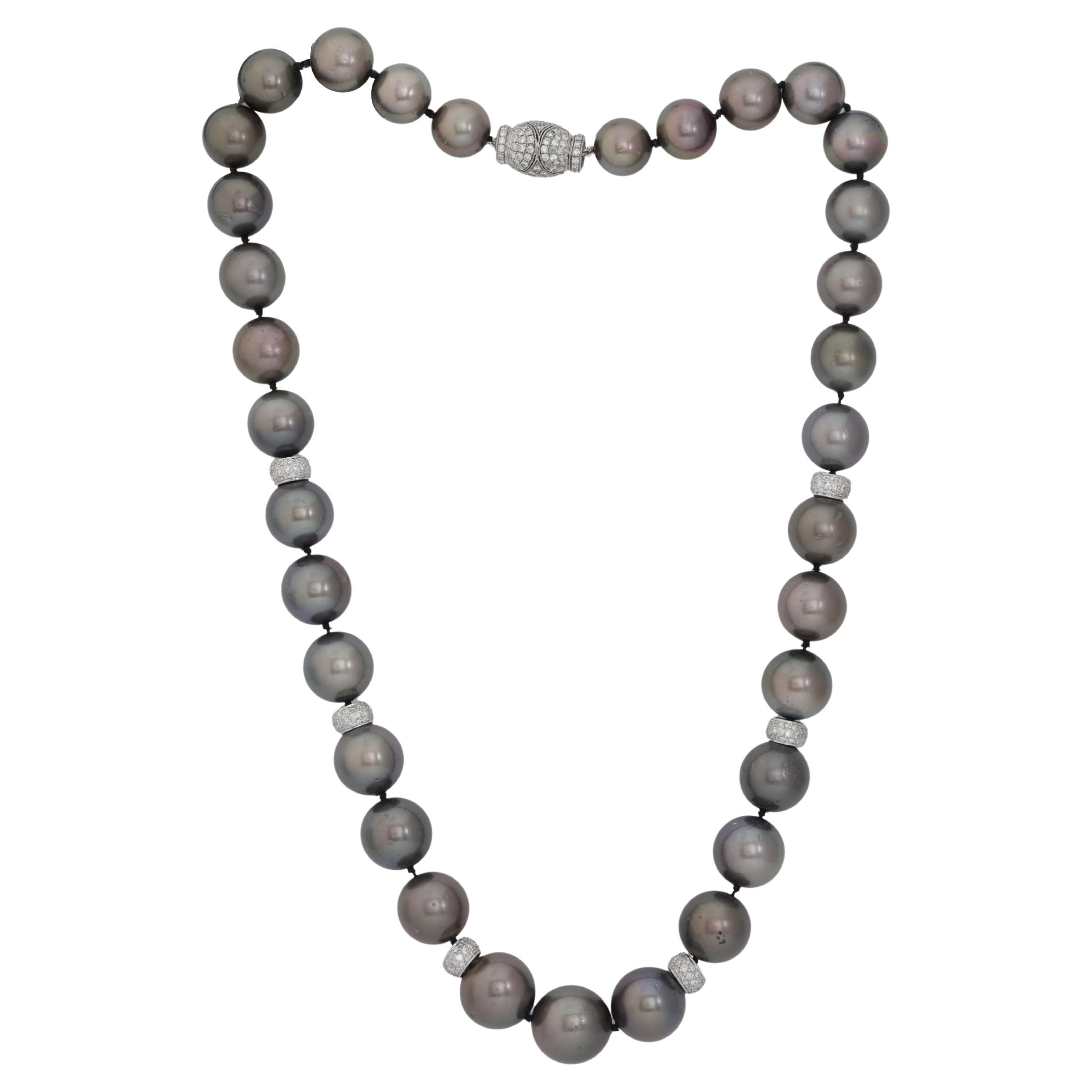 Diana M. Diamond pearl necklace adorned with 11-14 mm Tahitian south sea pearls