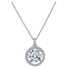 Diana M, pendentif halo de diamants contenant 2,16 cts certifié GIA J-SI