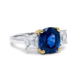 Diana M. 18kt White Gold Sapphire Diamond Ring 5.61cts