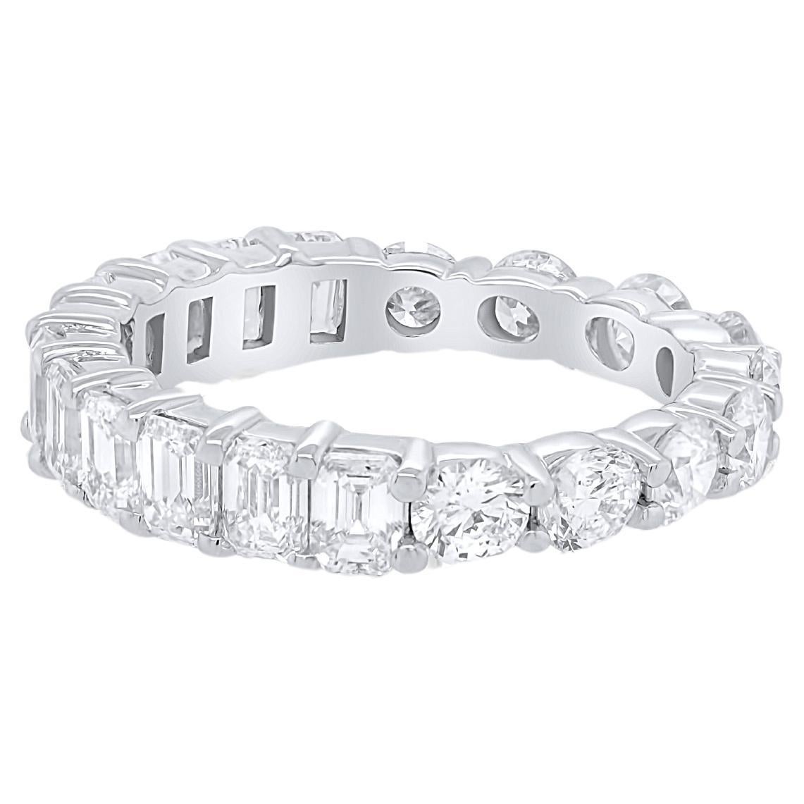 Diana M Platinum 5.75 Ct Emerald Cut & Round Diamond Ring For Sale