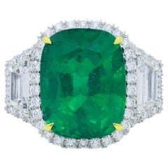 Diana M. Bague en or jaune 18 carats avec émeraude de 11,22 carats et diamants de 2,85 carats
